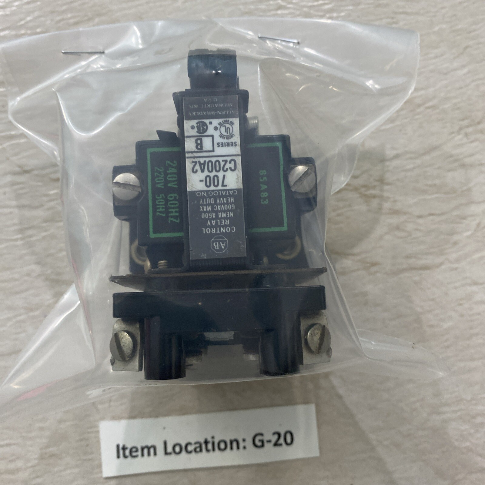 ALLEN BRADLEY 700-C200A2 Control Relay
