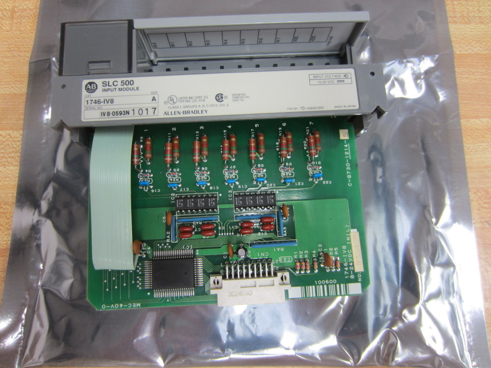 Allen Bradley 1746-IV8 Input Module 1746-1V8 Ser.A