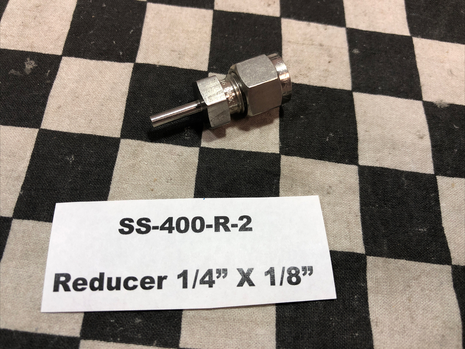 SWAGELOK SS-810-R-6 SS-400-R-2 SS-400-R-8 SS-400-2-4 SS-400-6, Lot Of 12#1622Q4