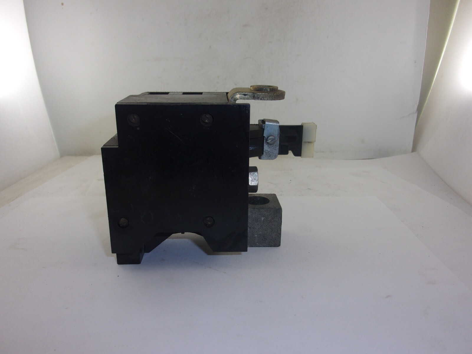 New ~ Telemecanique E20FOL2, Size 4, 1 Pole, Non-Compensated