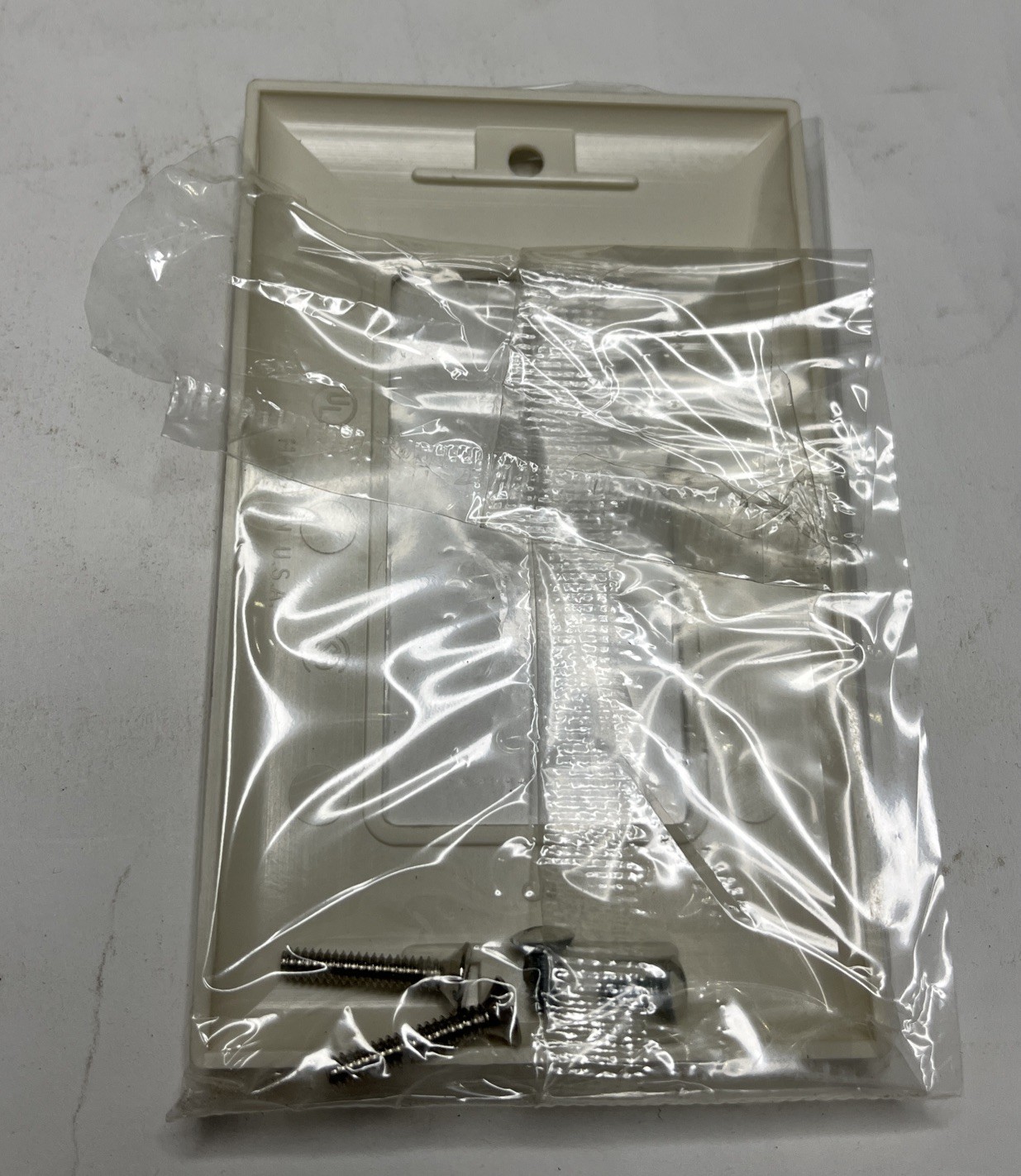 Watt Stopper WA-200-A Passive IR Automated Wall Switch 120-277 VAC 50/60 Hz