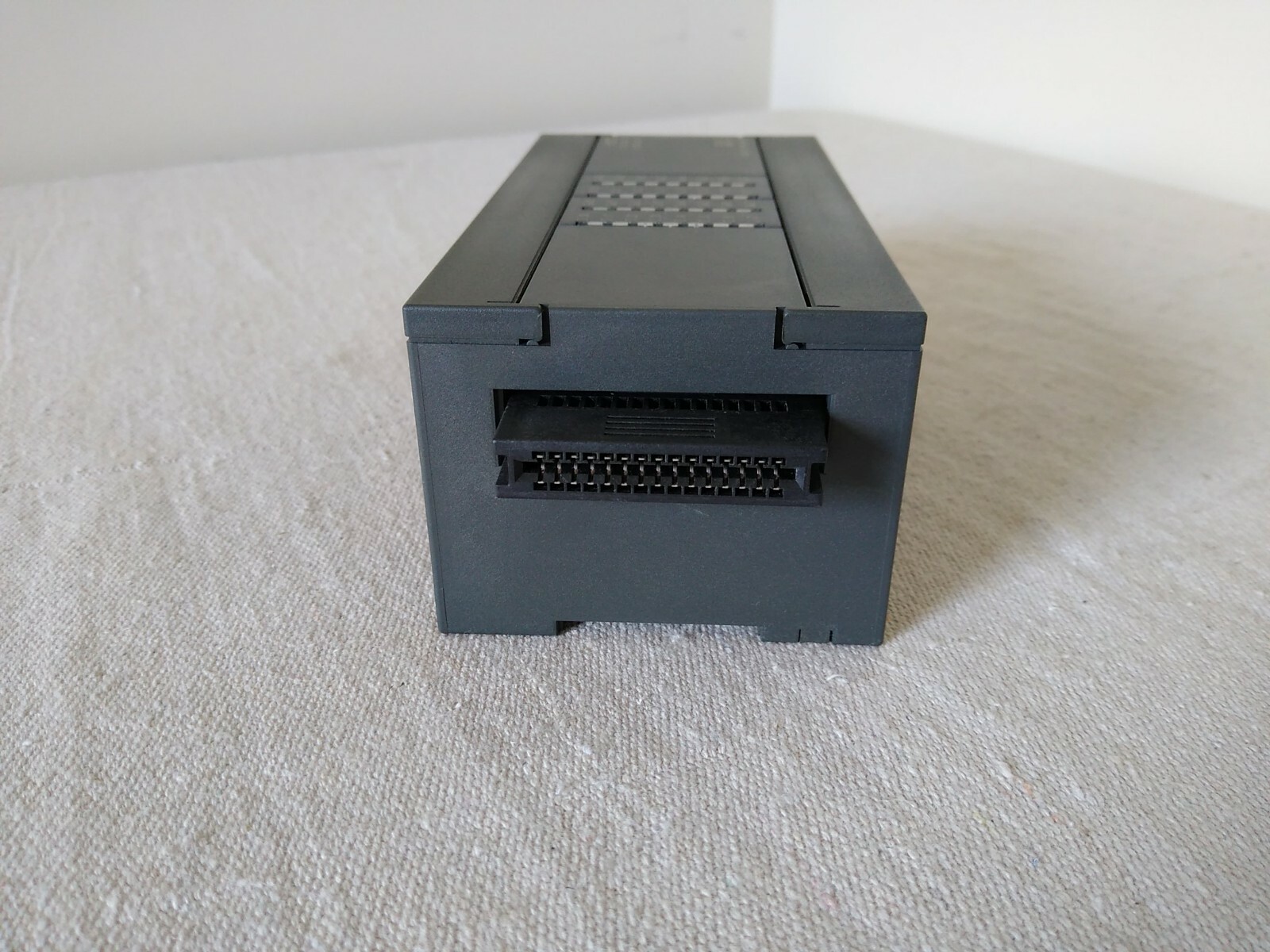 Siemens S7-200 EM223 Expansion Module 6ES7 223-1PL00-0XA0