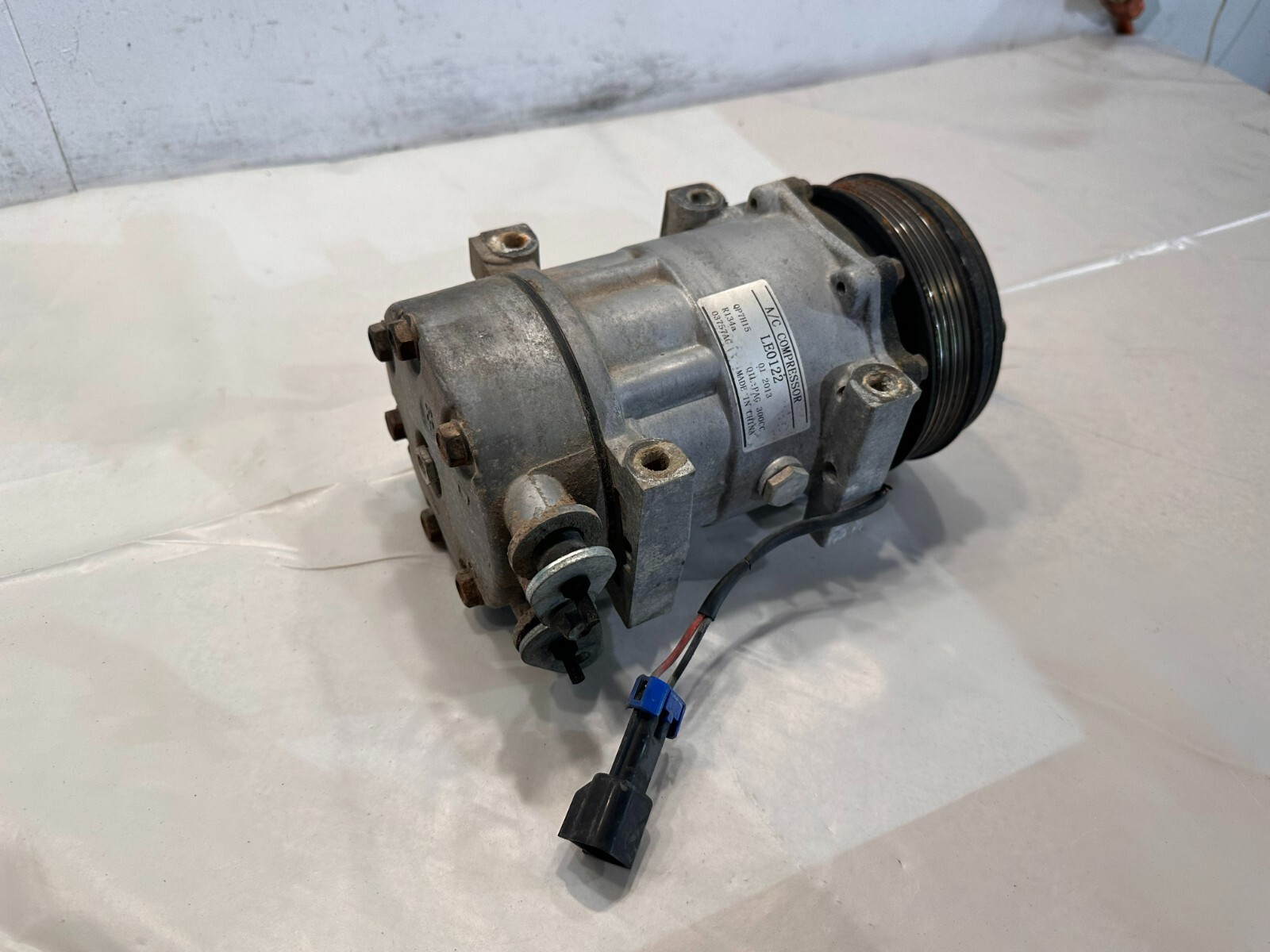2005 Cummins ISX15 DOHC TRP LEO122 A/C COMPRESSOR R134a OEM