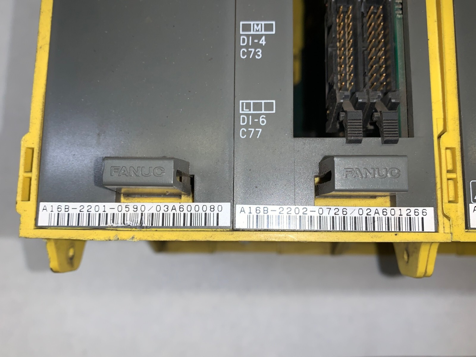 FANUC MULTI-PORT POWER SUPPLY 6 SLOT RACK A02B-0200-B503 200-240 VOLT 2-7 AMP