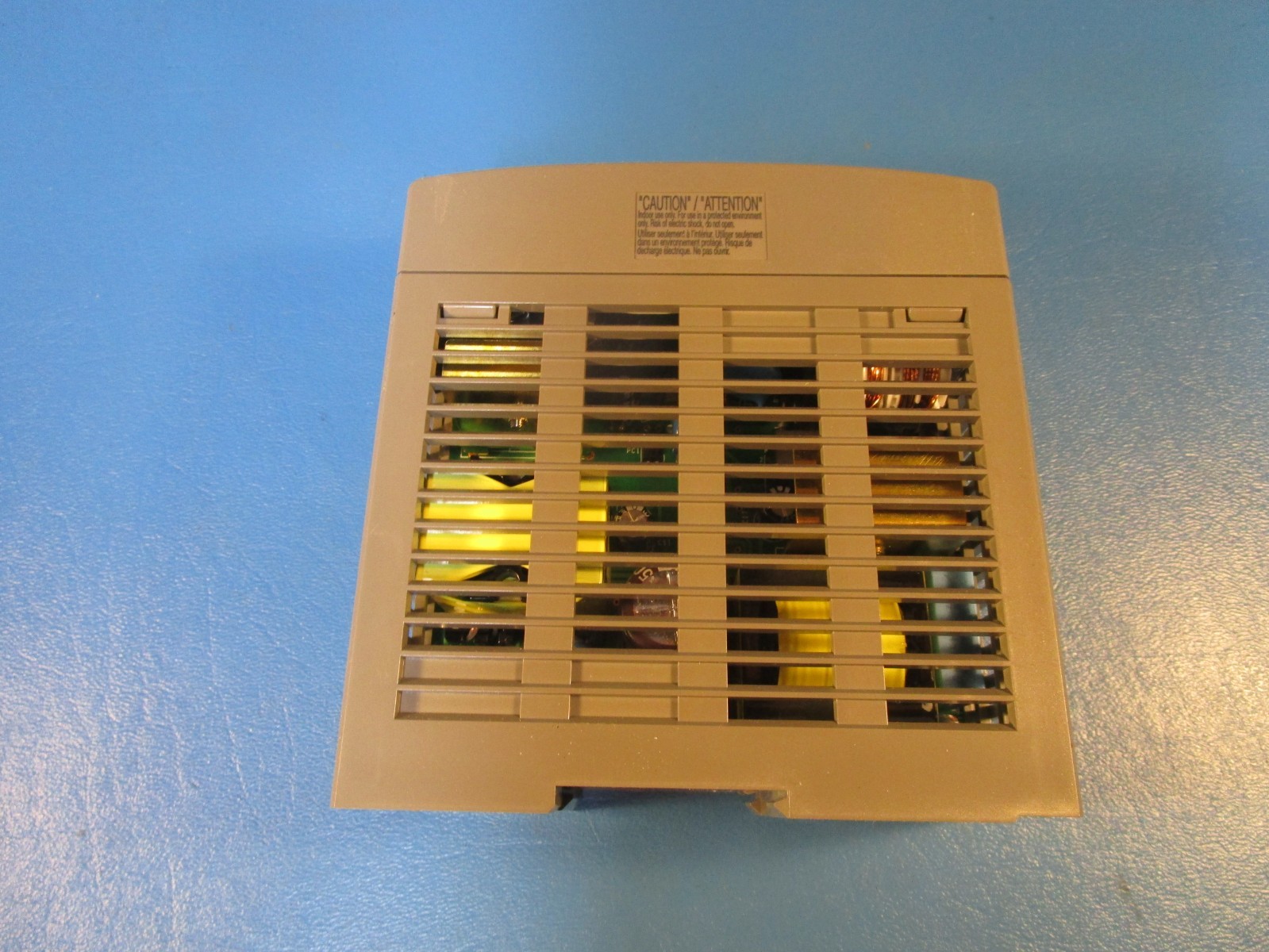 IDEC PS5R-VF24 Power Supply, 24V DC, 120 W, DIN Rail