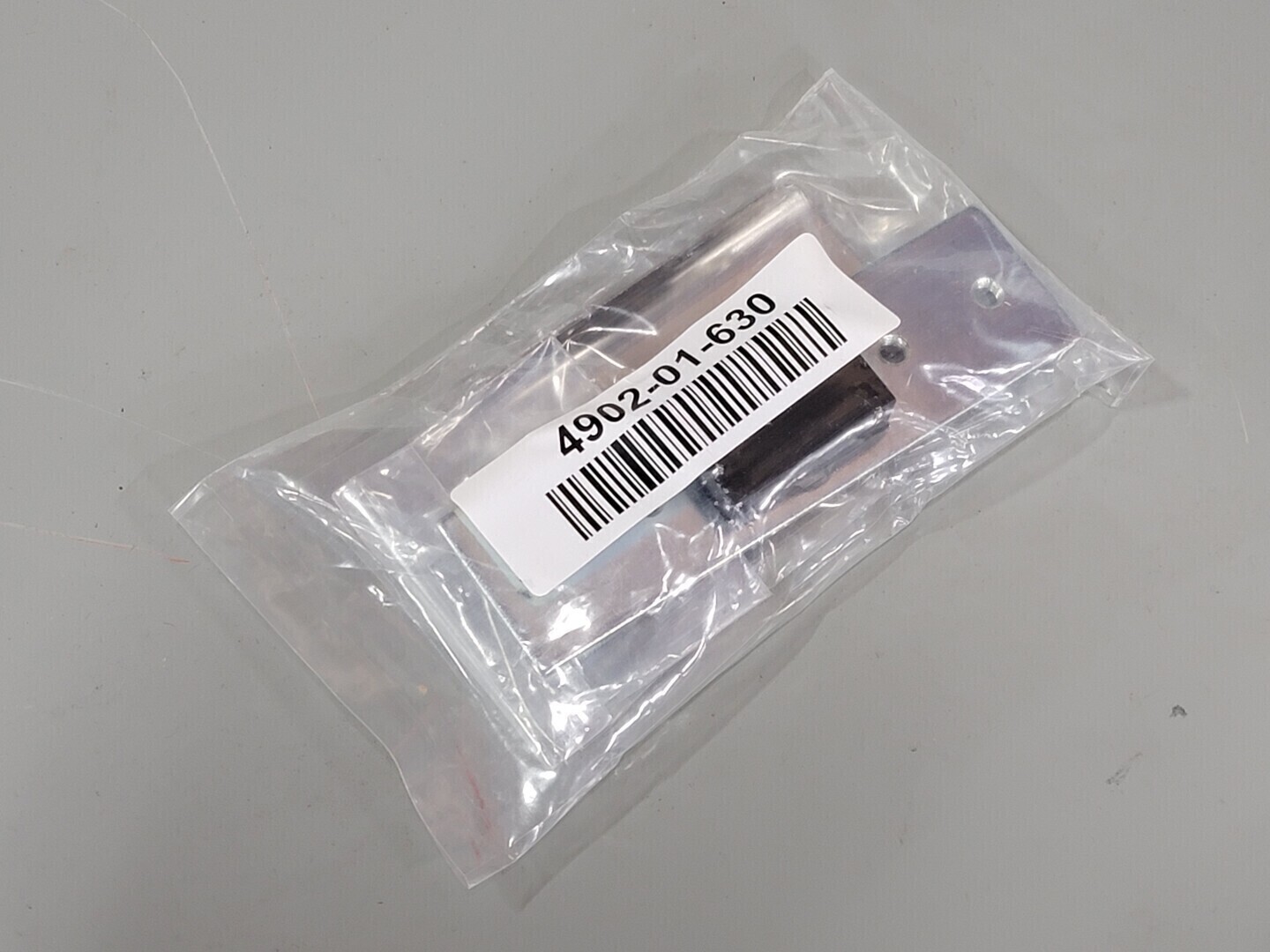 SURPLUS NEW ADAMS RITE 4902-01-630 Stainless Steel Deadlatch Strike – Unknown