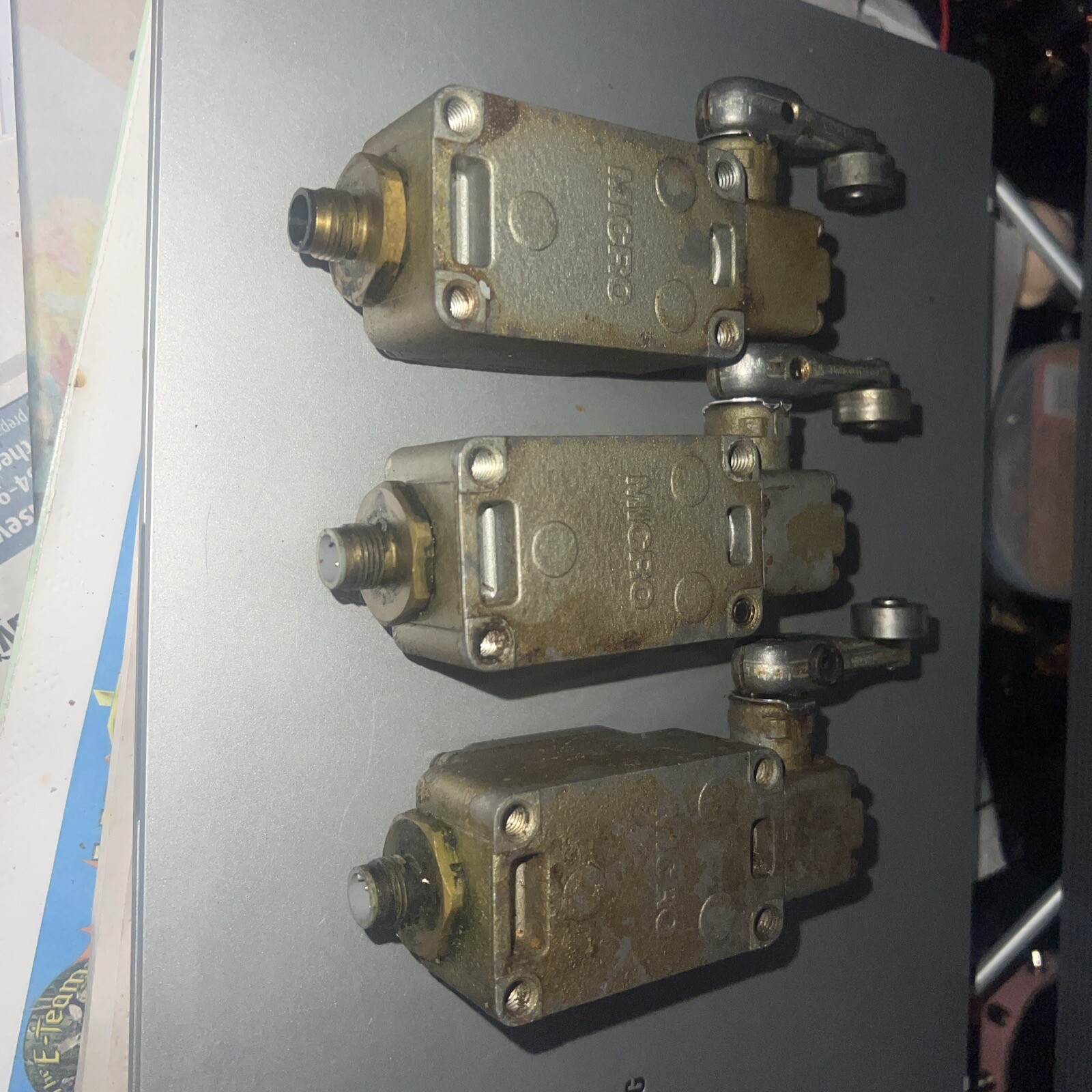Lot of1 1 YAMATAKE HONEYWELL MICRO SWITCH 1LS19-JE5 (H3R11)