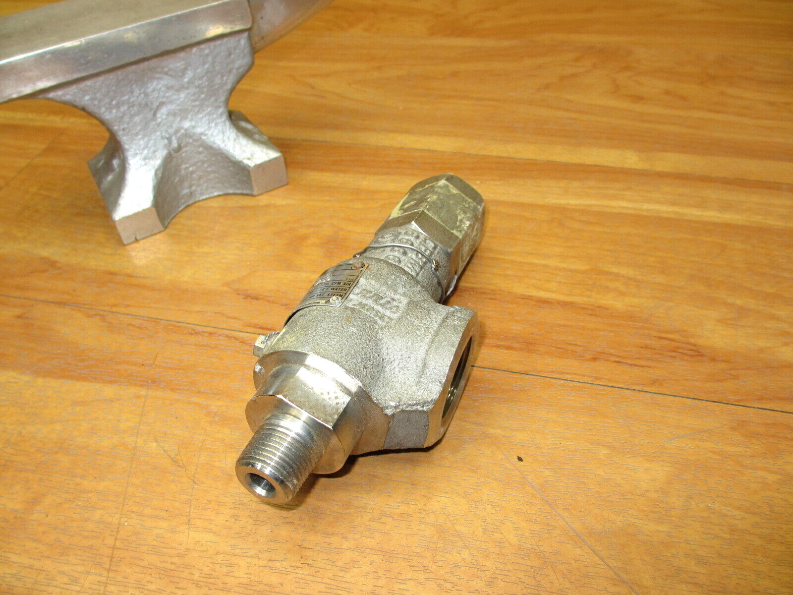 Teledyne Farris 1870/S4 Safety Relief Valve Set 250psig 1/2″x1″ 18.6gpm Water