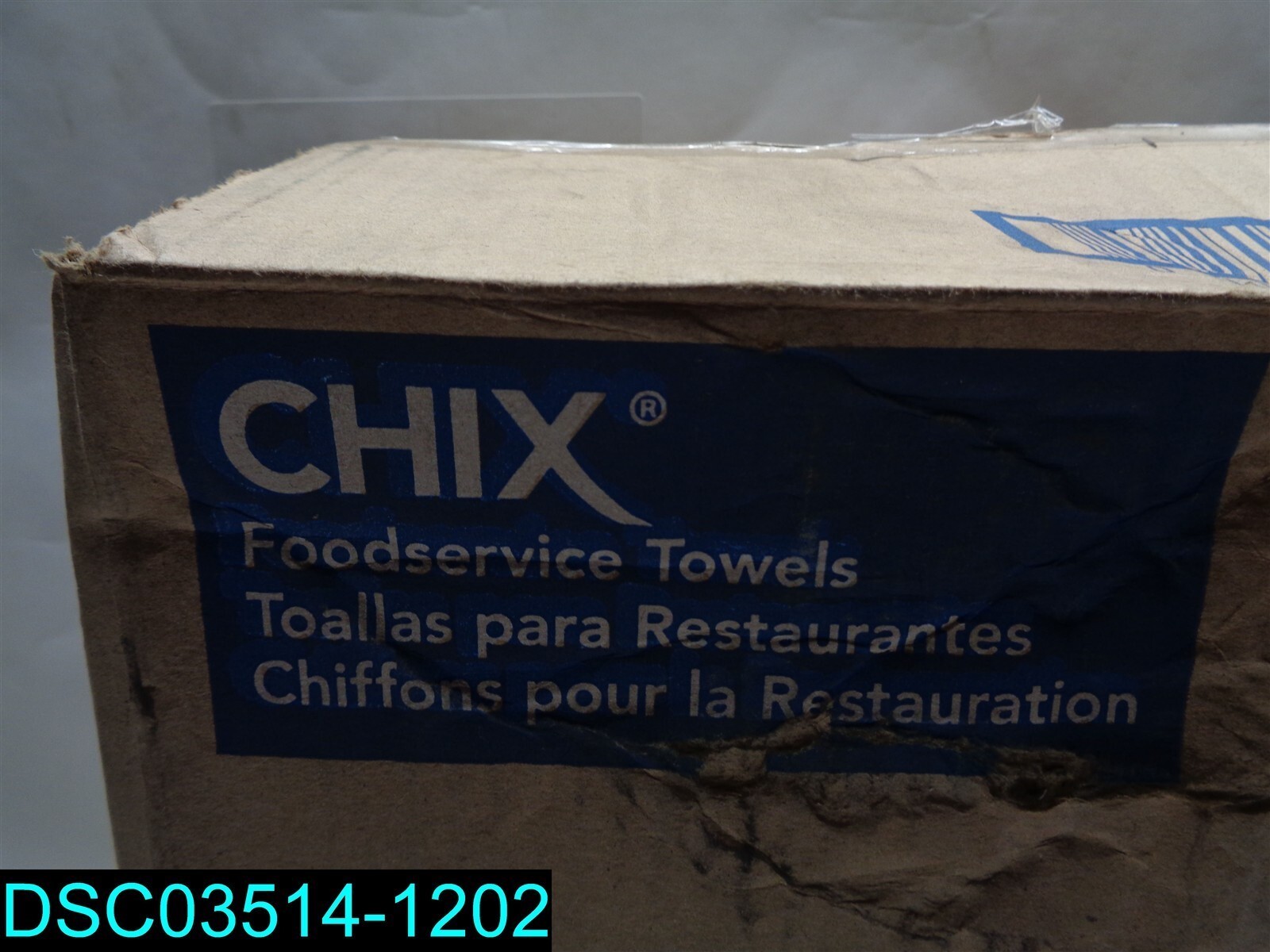 QTY=150: 8252 Chix 13″ x 21″ White Medium-Duty Microban Foodservice Towel