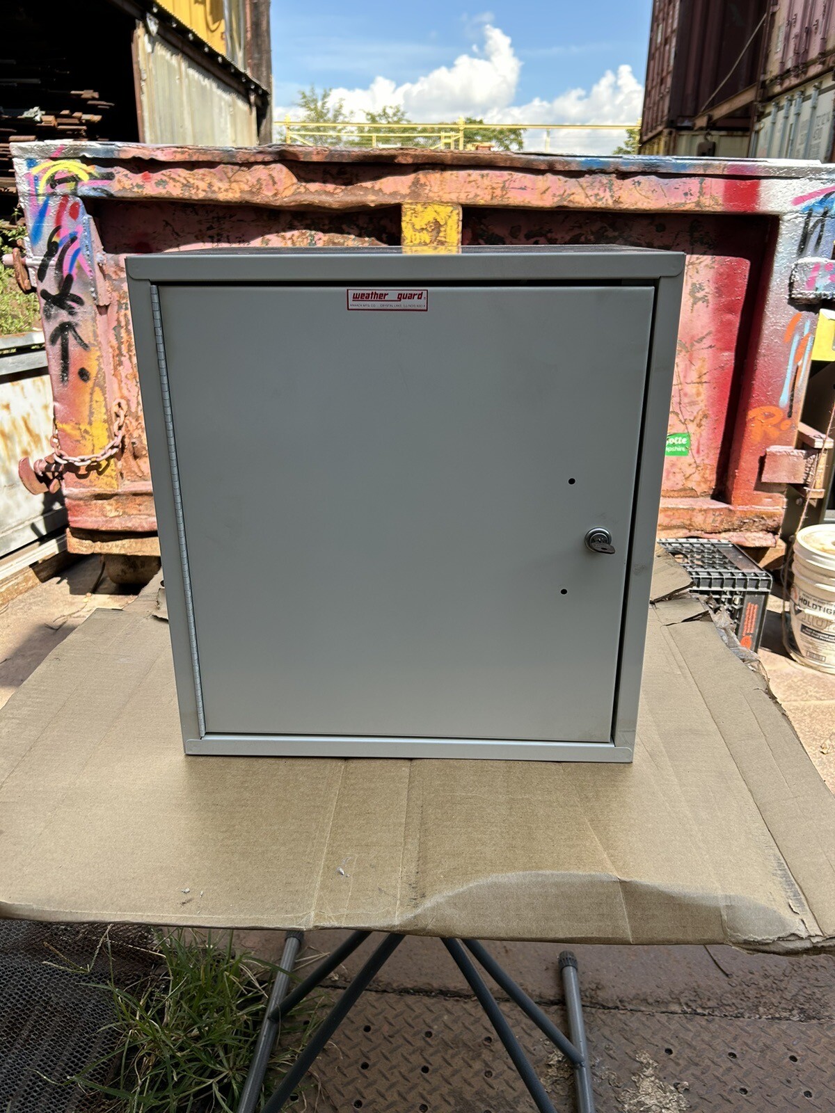 Knaack Weather guard 8311 Lockable Cabinet
