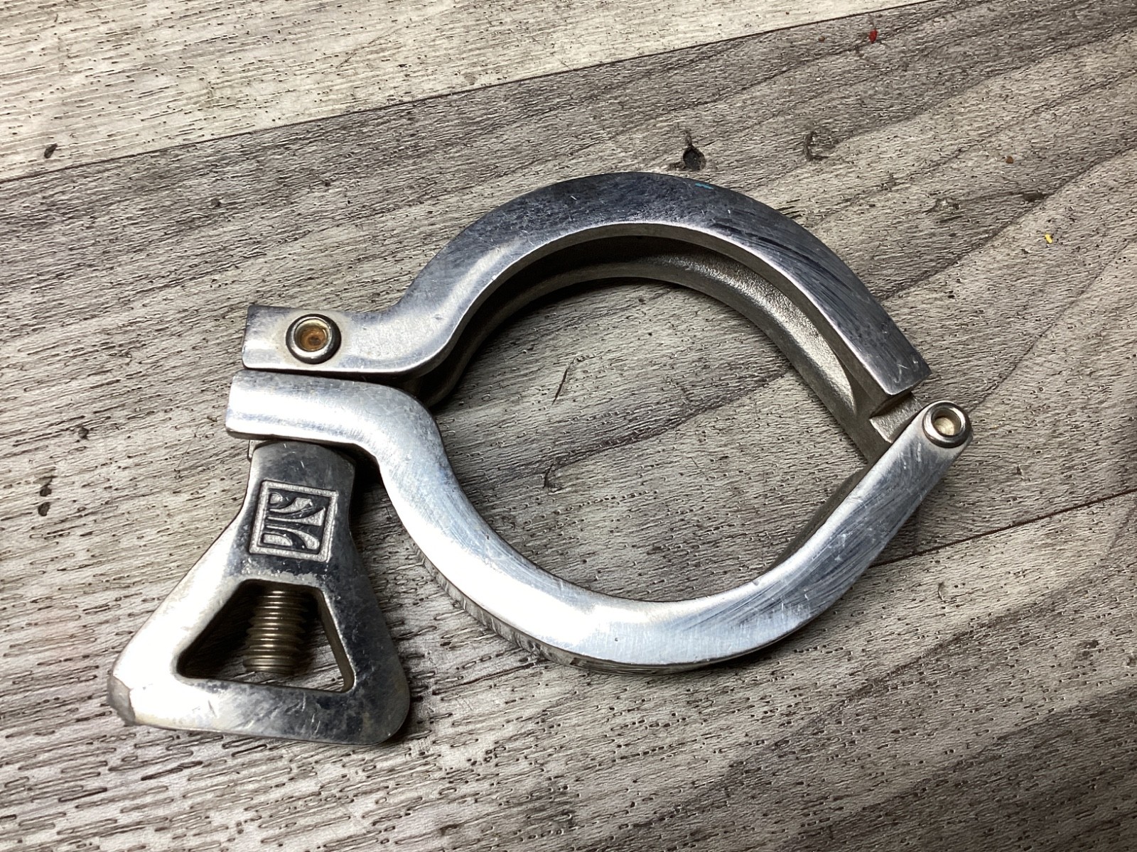 SPX Flow Products Sanitary Line Clamp #118N36*SI