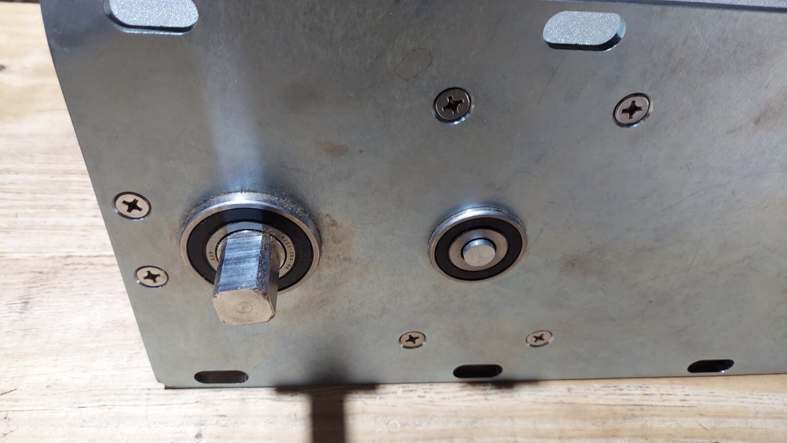 New Neptronic UM010 Torque Actuator BENT MOUNTING FOOT SEE LAST 4 PICTURES