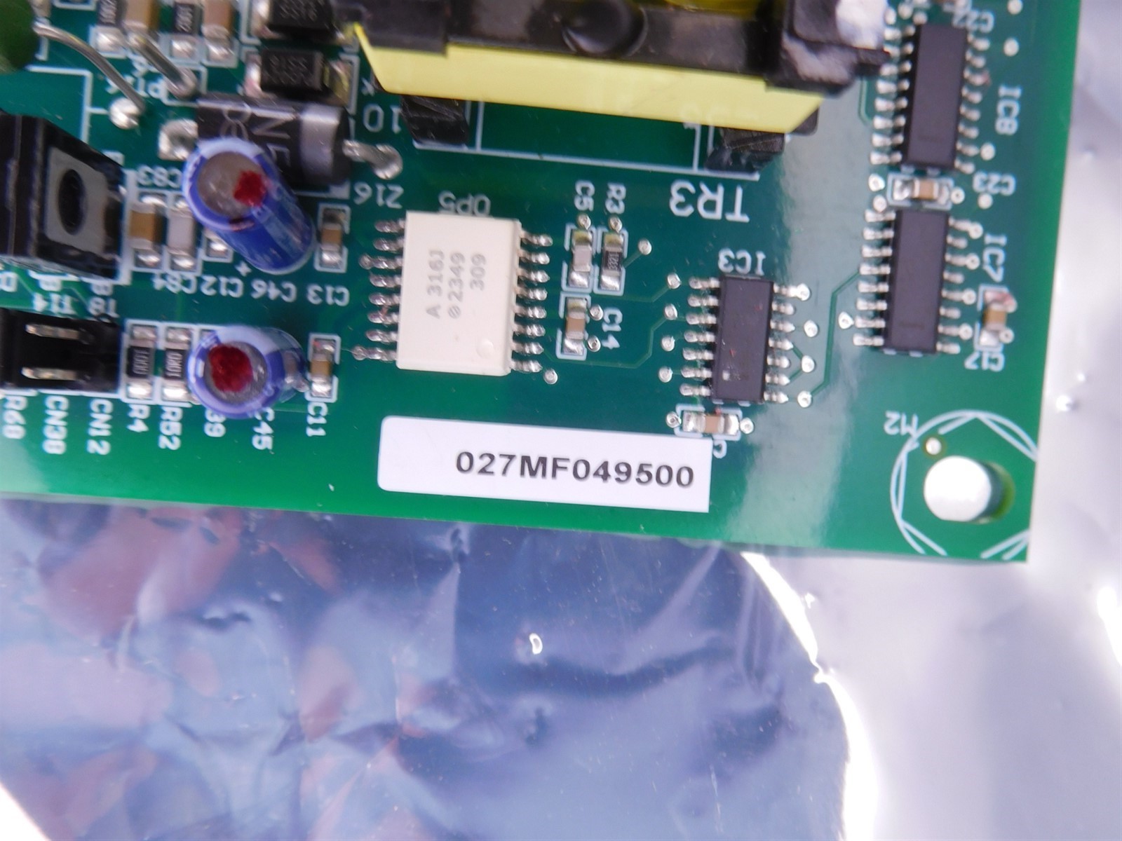 Volza BM495F00 027MF049500 UNINTERRUPTIBLE POWER SUPPLY Circuit Board (092525)