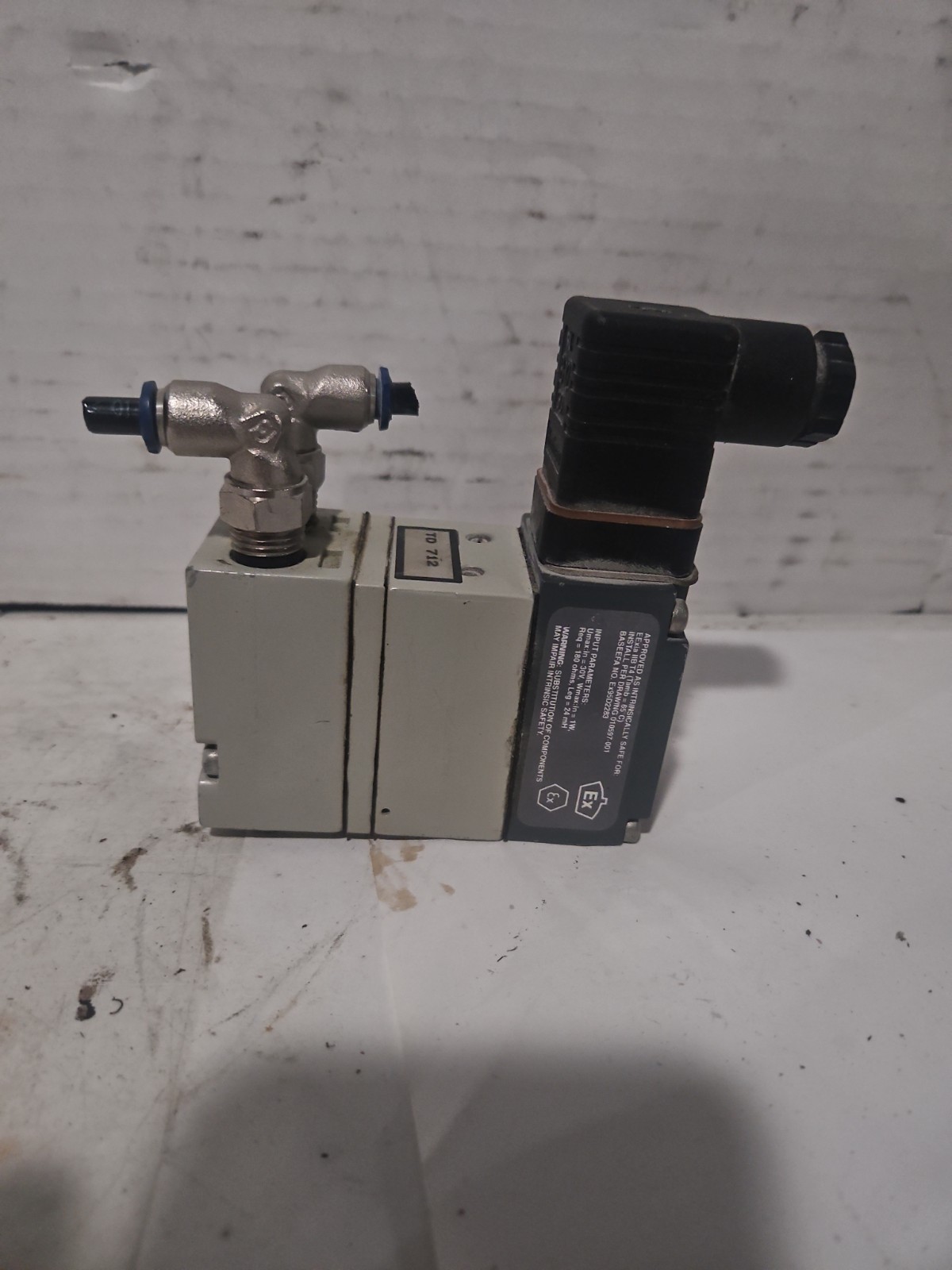 BELLOFRAM T-1500 TRANSDUCER 966-710-200 IN:4-20MA OUT: 3-15 PSI SUP:18-120 PSI