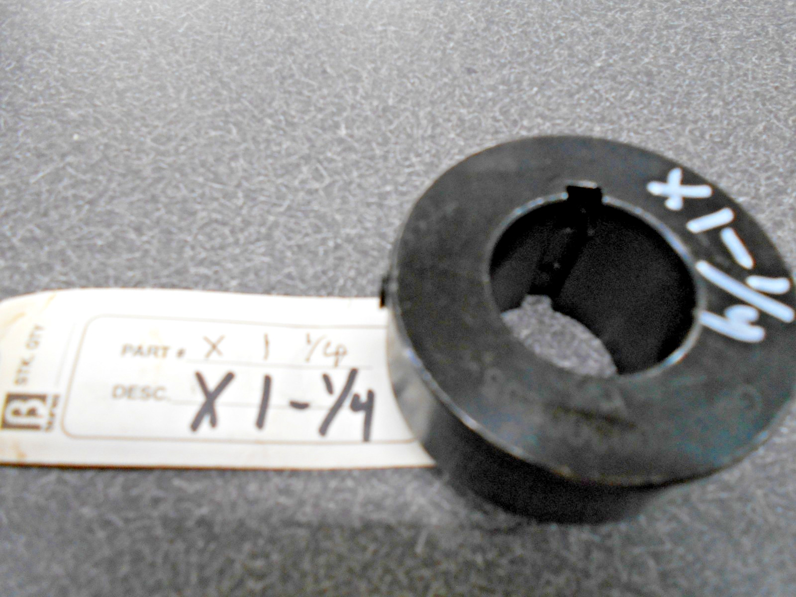 Weld-On Hub, Series X 1-1/4. Round Bore. Burns/Tisco. NOS! X1-1/4