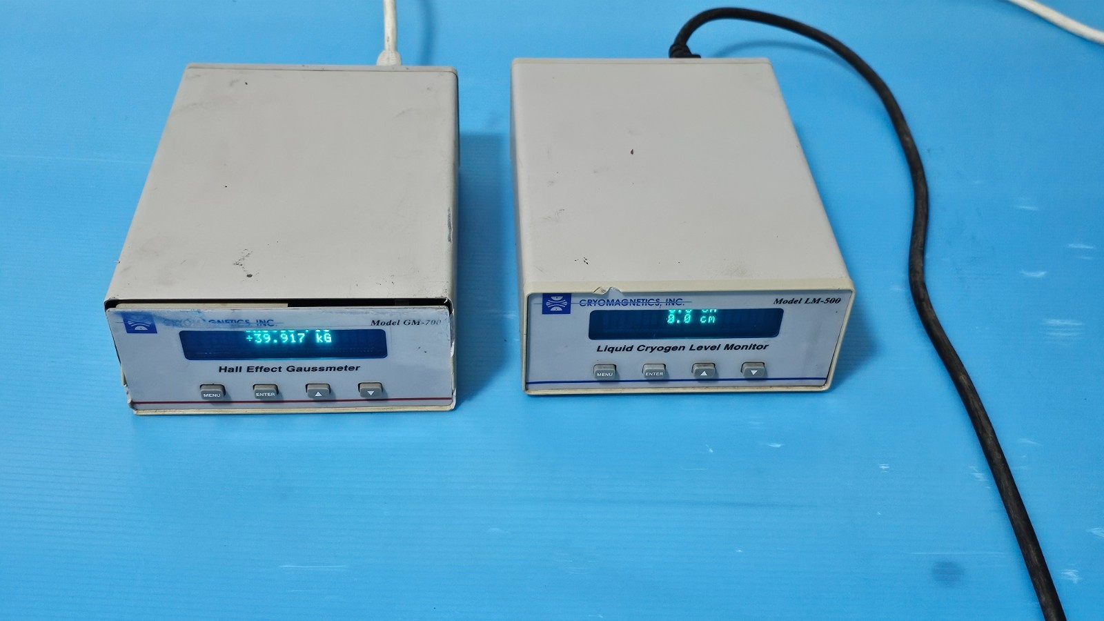 Cryomagnetics LM-500 Liquid Cryogen Level Monitor GM-700 HALL EFFECT GAUSSMETER