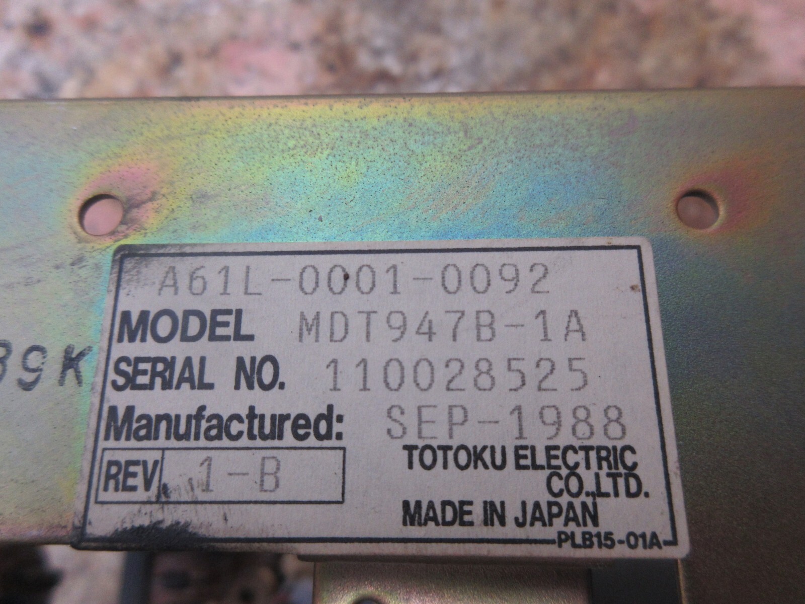 TOTOKU DISPLAY MONITOR A61L-0001-0092 MDT947B-1A 110028525 SEP-1988 1-B