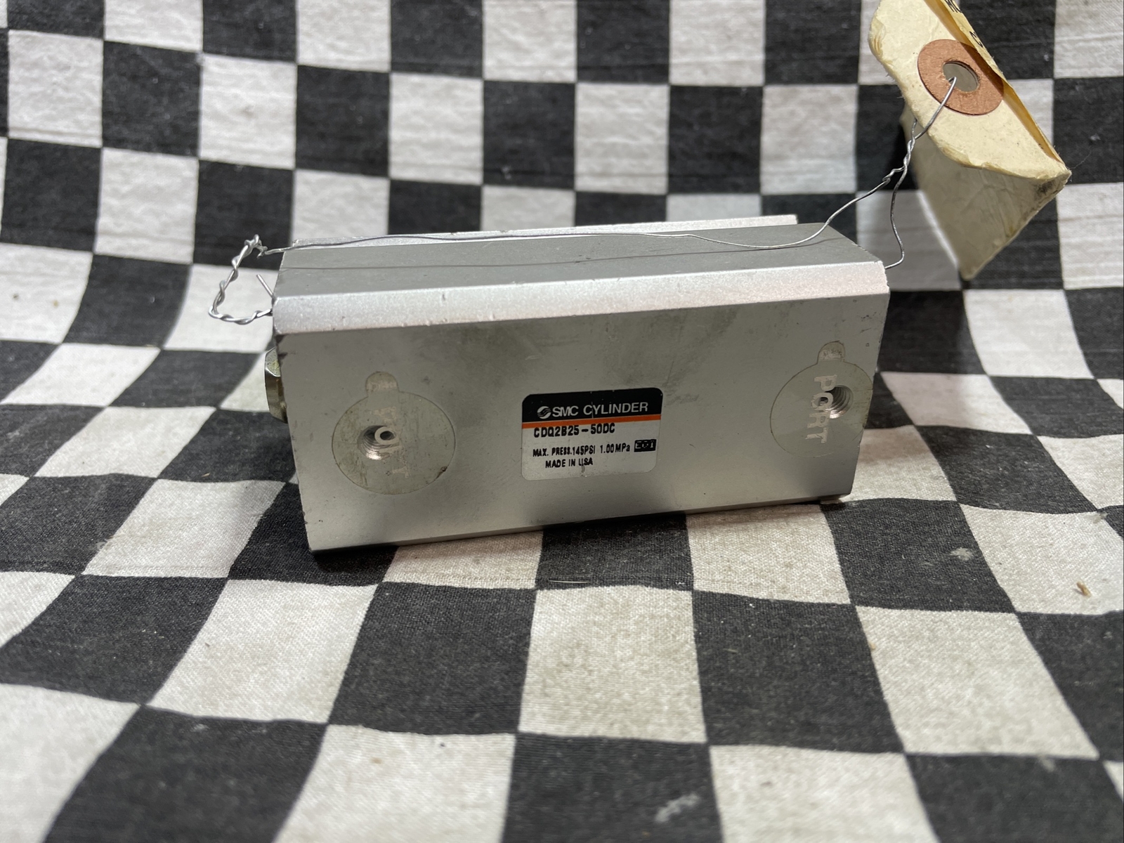 SMC CQ2 COMPACT CYLINDER, CDQ2B25-50DC, CDQ2B2550DC, SHIPSAMEDAY#103T2