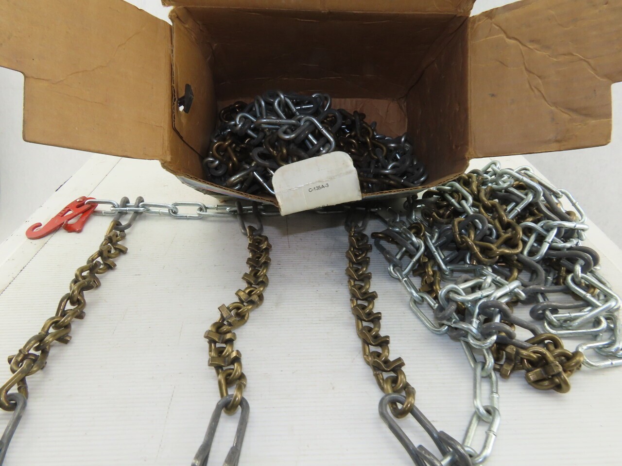 Acco Stock no. 1830 V-Bar Snow Traction Tire Chain Set 12″ x 60″ Set of 2