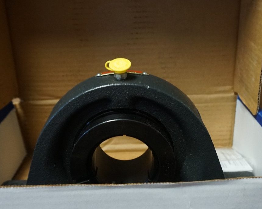 Sealmaster SP-35TC Gold Line 2 Bolt Pillow Block Bearing 2-3/16″ Bore (NEW)
