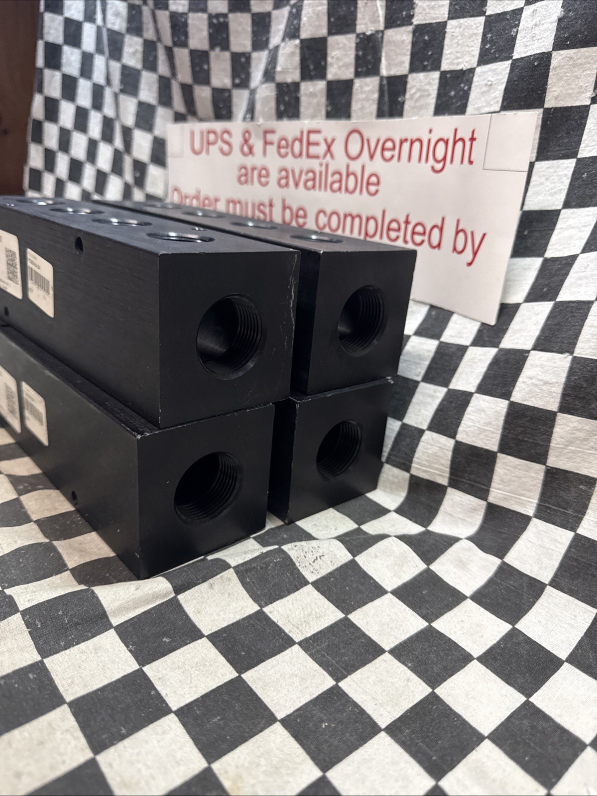 x4 Polyconn PC000-04-3/4, 5469K207, Aluminum Air Manifold 1″ FNPT X 3/4″ FNPT