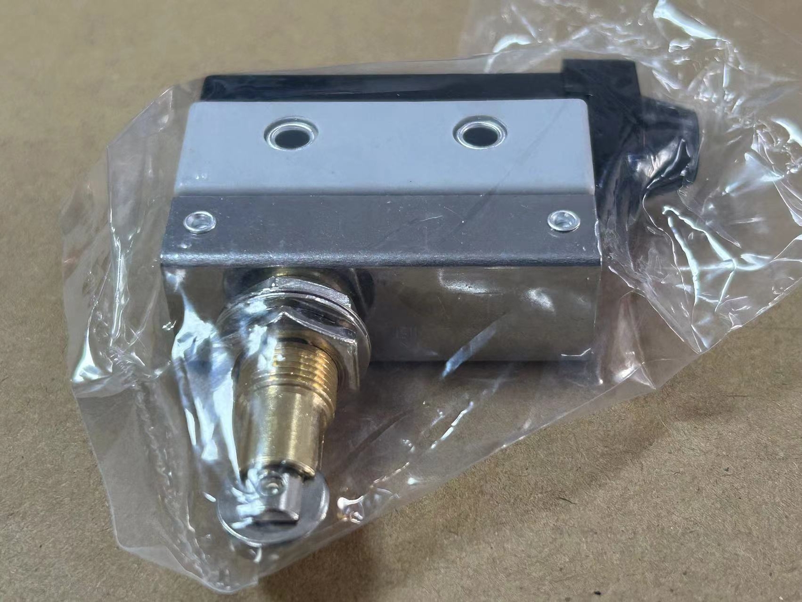 1 pcs moujen MN-5311 Limit switch