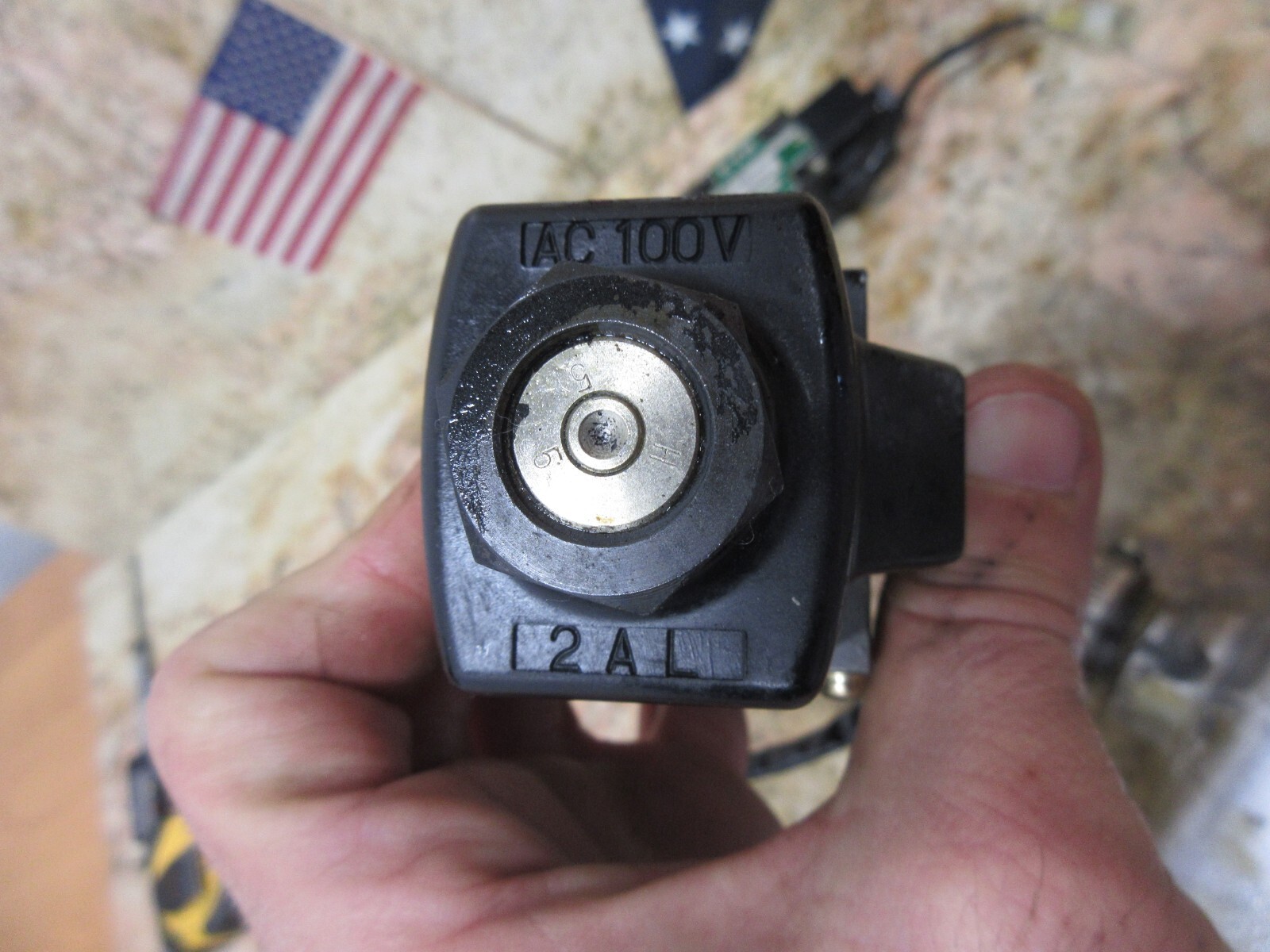 KYB VALVE DGS-ACB02A100-TM-K6 MFG 956 HYUNDAI HIT-30S CNC LATHE EACH 1