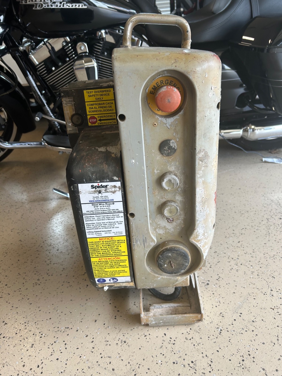 Spider SC 1000 Electri Series Traction Hoist.