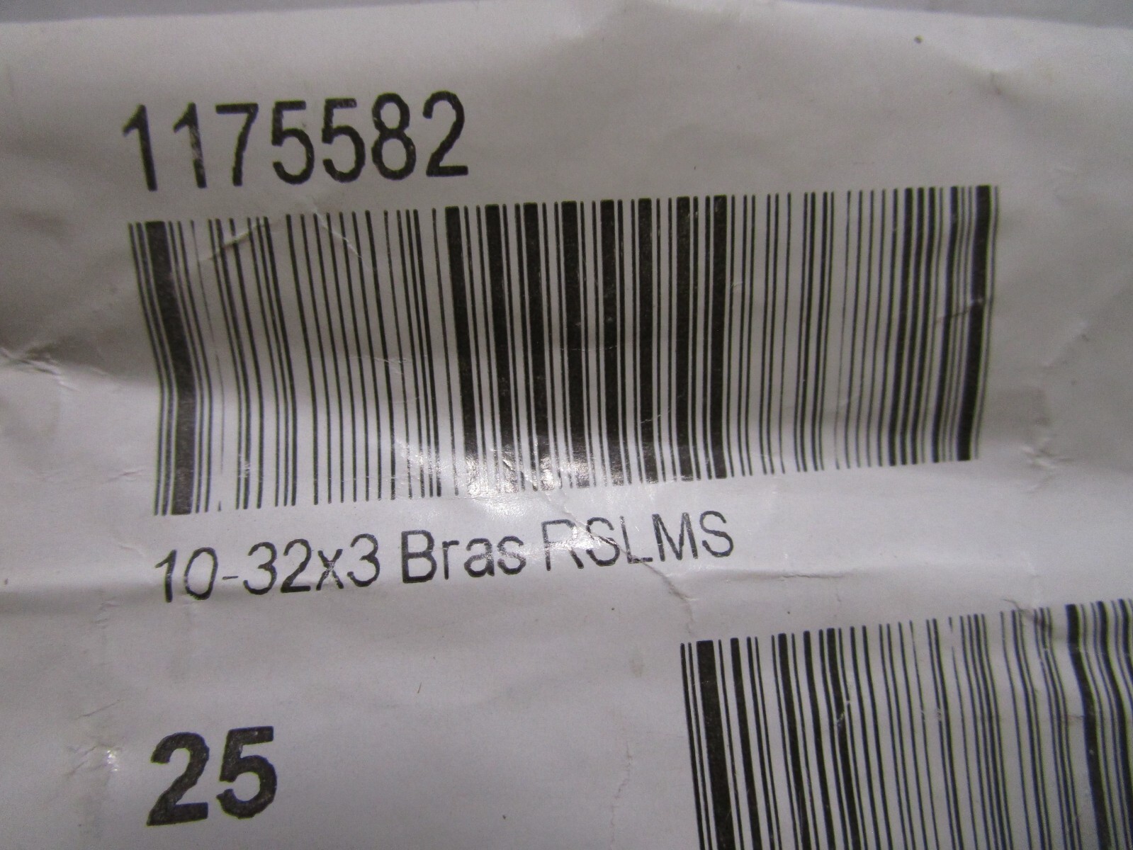 #10-32 x 3″ Slotted Drive Round Head Brass Machine Screw QTY 25