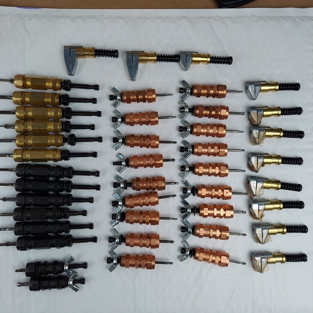 43 Kwik Lok Fasterners