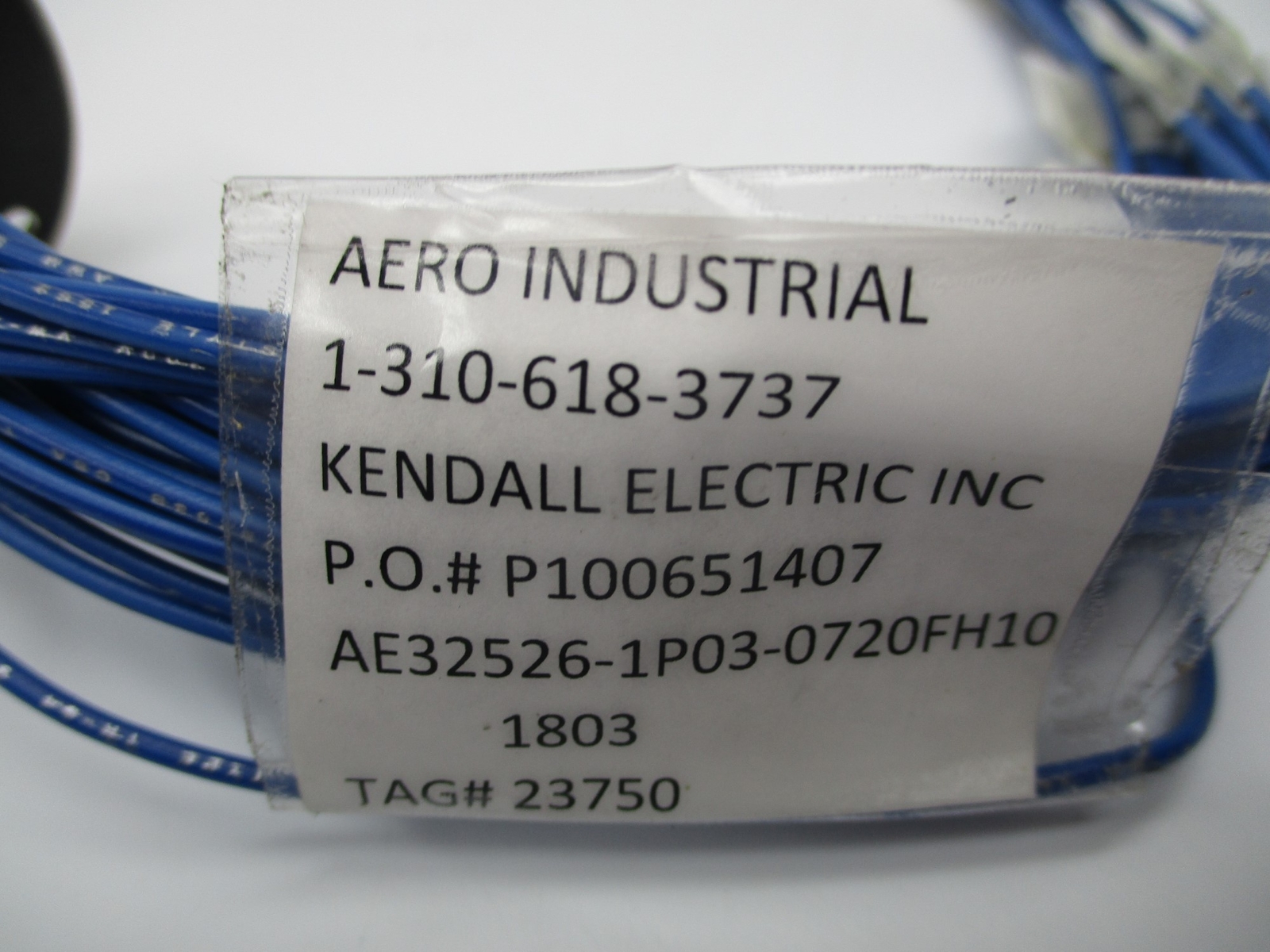 AERO INDUSTRIAL AE32526-1P03-0720FH10 CONNECTOR/CORDSET NSNP