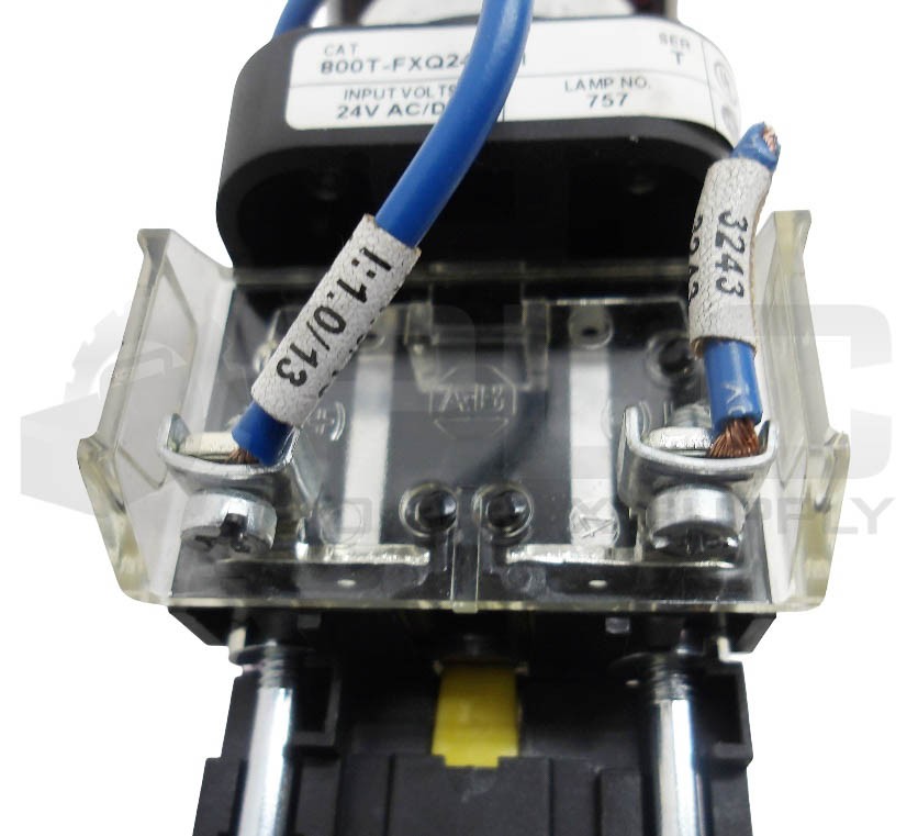 ALLEN BRADLEY 800T-FXQ24RA1 /T PUSH BUTTON W/ 800T-XA4 /D W/ 800T-XA1 /E