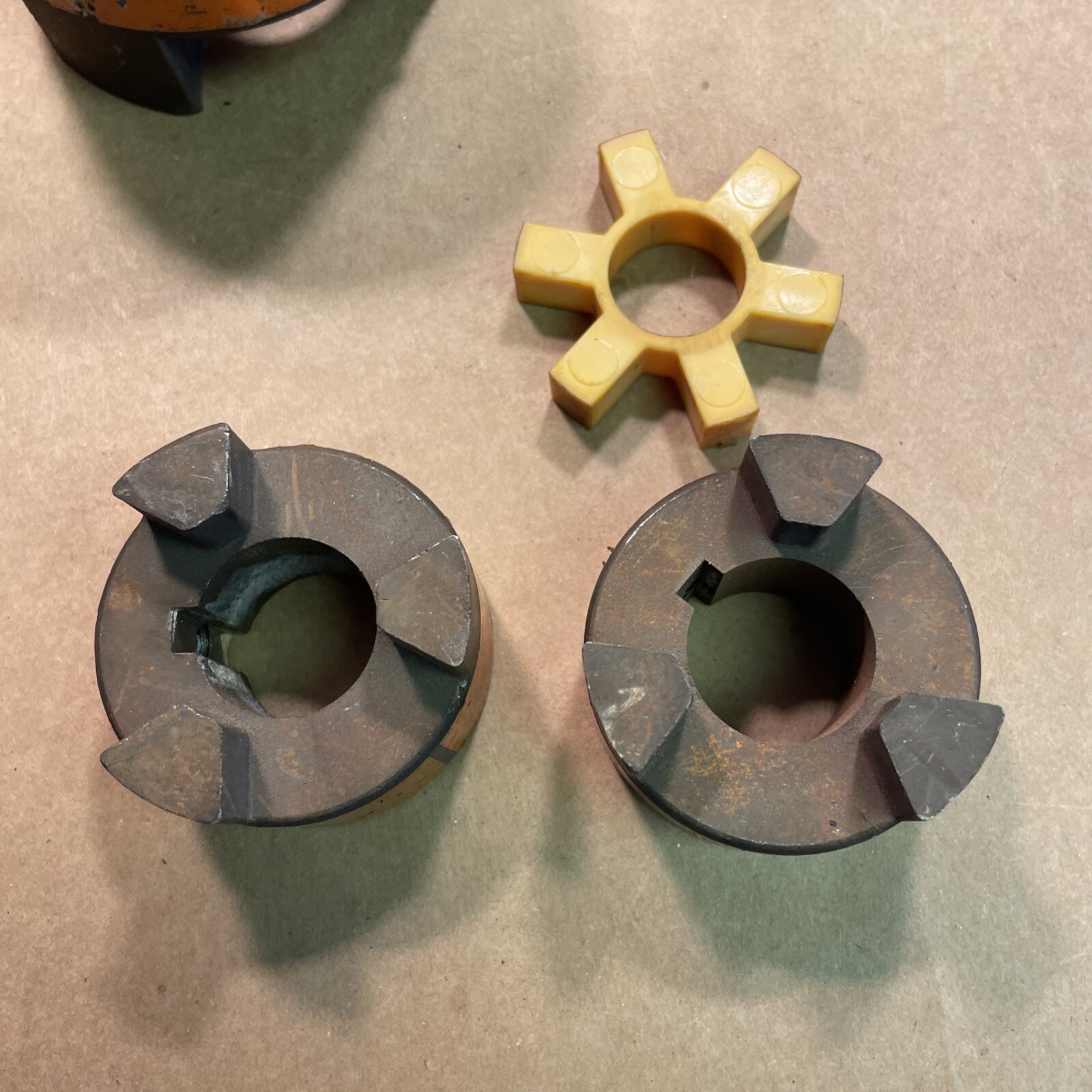 Lot of 6: LOVEJOY L Couplings L-150 L-110 L-100 L-095 JAW COUPLING