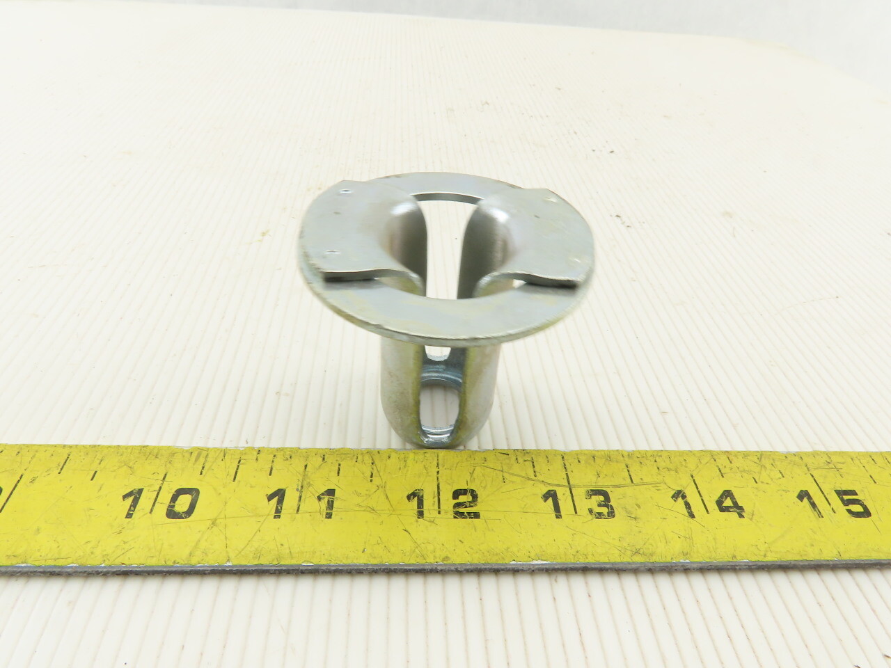 Danly 9-0815-16 Spring Retainer 2″ Diameter x 1-7/8″ Length Lot of 19