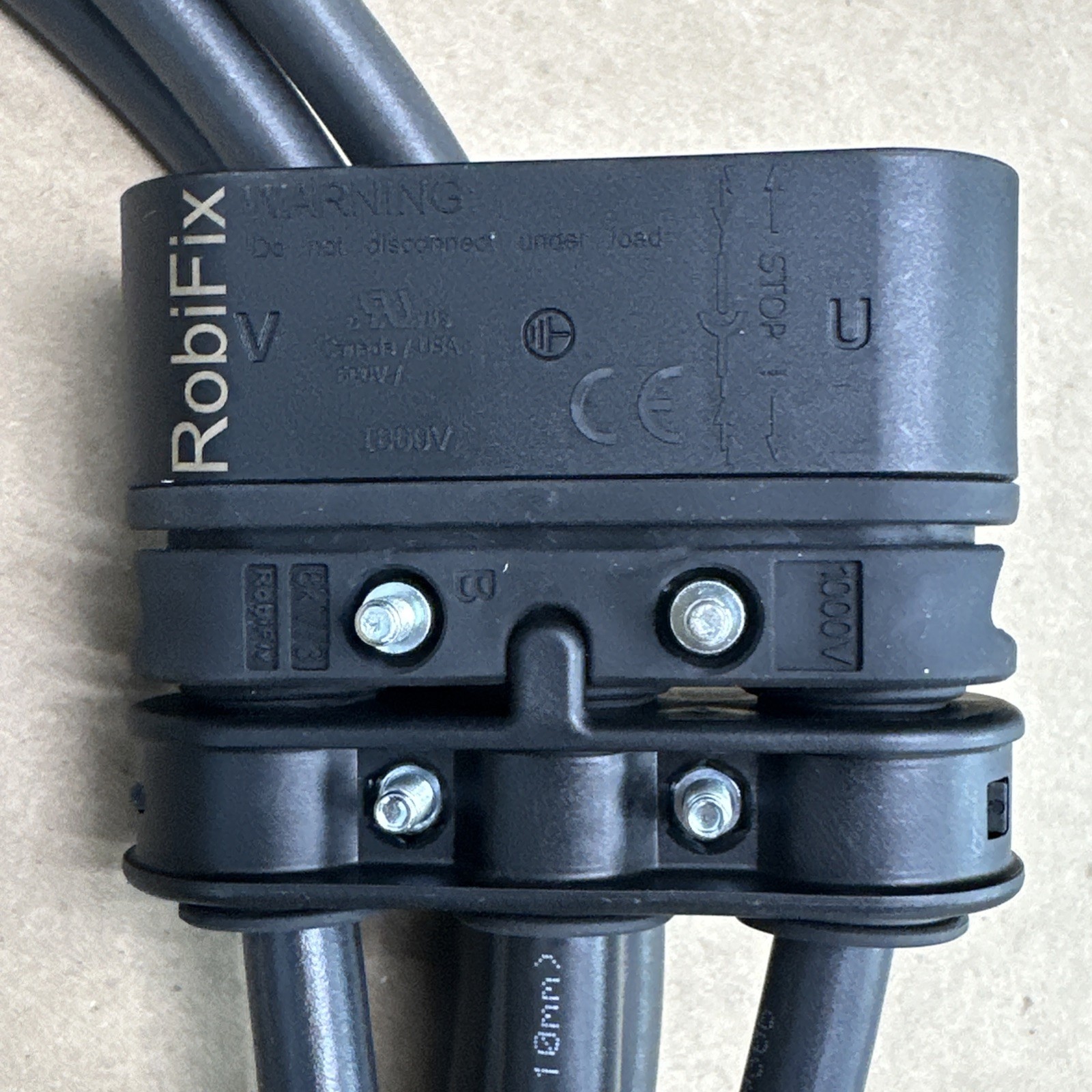 LEONI EPS The Quality Connection 3.209.015M.3001B 3-Pole Primary Power Cable