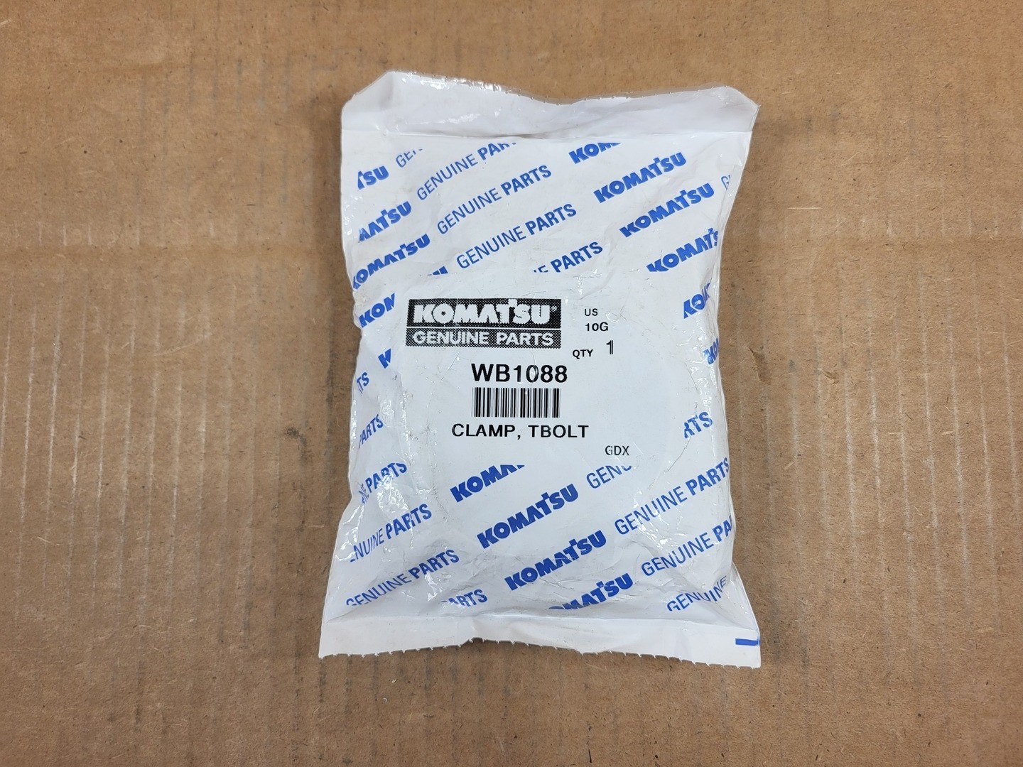 SURPLUS NEW KOMATSU WB1088 T Bolt Clamp – Heavy Machinery