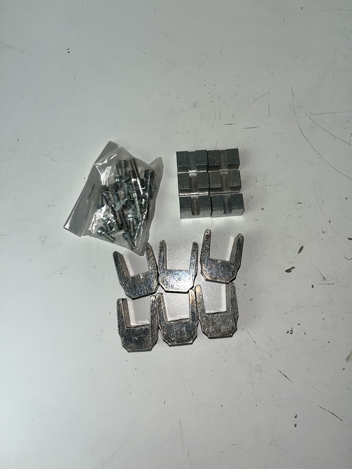 New ALLEN-BRADLEY 1401-N44 Fuse Clip Kit New In Box Fast Shipping