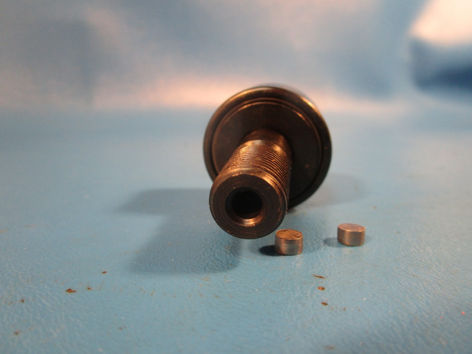 McGill CF 1 1/4 S, Cam Follower, Cylindrical Steel, 1 1/4 in, 32mm, Lubri-Disc