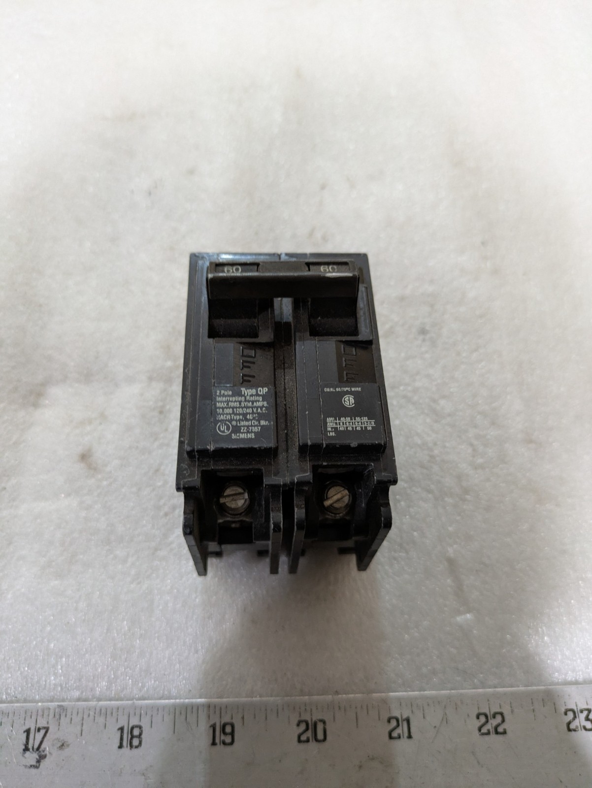 Siemens Q260 2-Pole 60A Circuit Breaker Type QP 120/240VAC 60Hz Plug-In