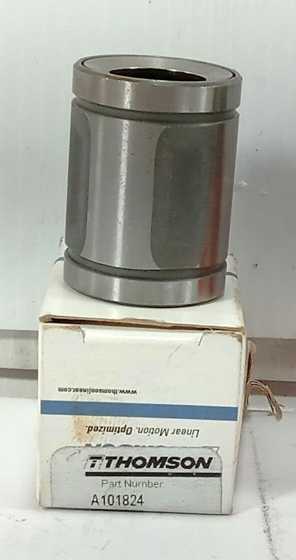 1 NEW THOMSON A101824 5/8” STEEL LINEAR BALL BEARING BUSHING NIB **MAKE OFFER**