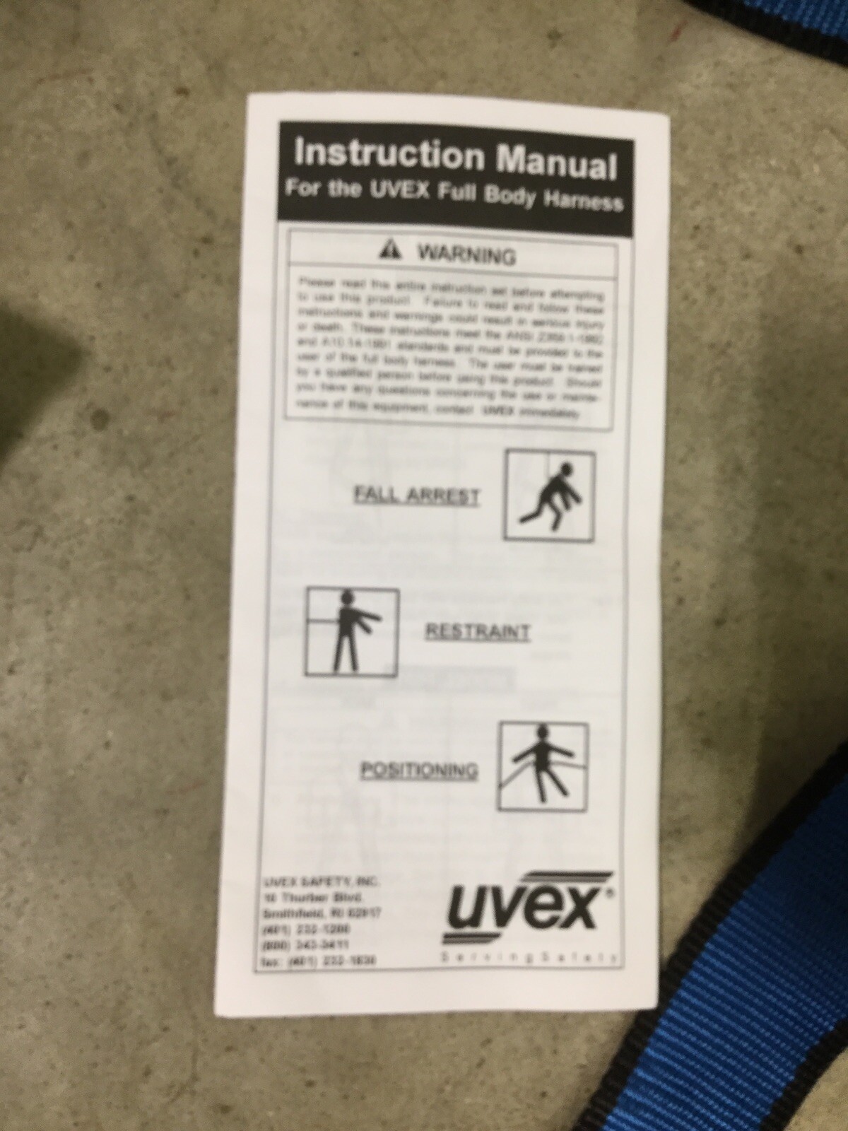 Uvex T601DM Full Body Harness, Medium, Tongue Buckle Leg Straps, Blue