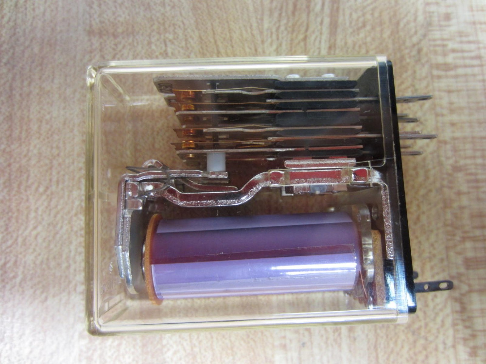 Siemens V23006-G1014-A034 Relay V23006G1014A034