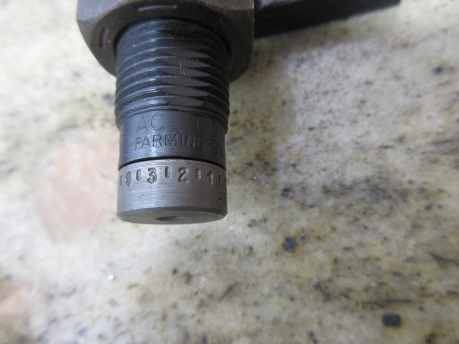ACE CONTROLS INC CO FARMINGTON VALVE MA225-NB LOT OF 2 PIECES