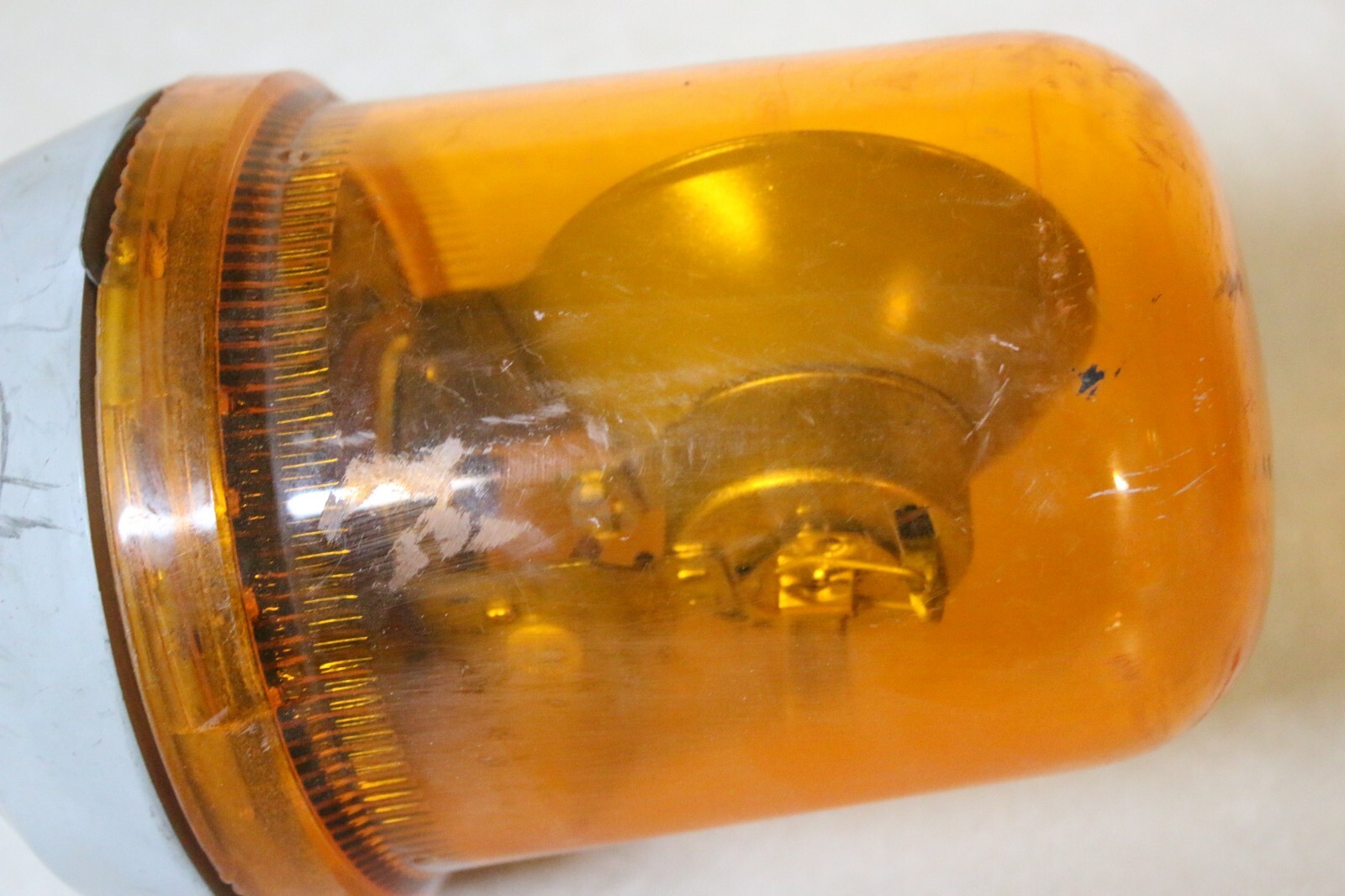 Vintage HELLA Mount Light Lamp Beacon Amber Orange Rare 134-11 2RL 003 H1