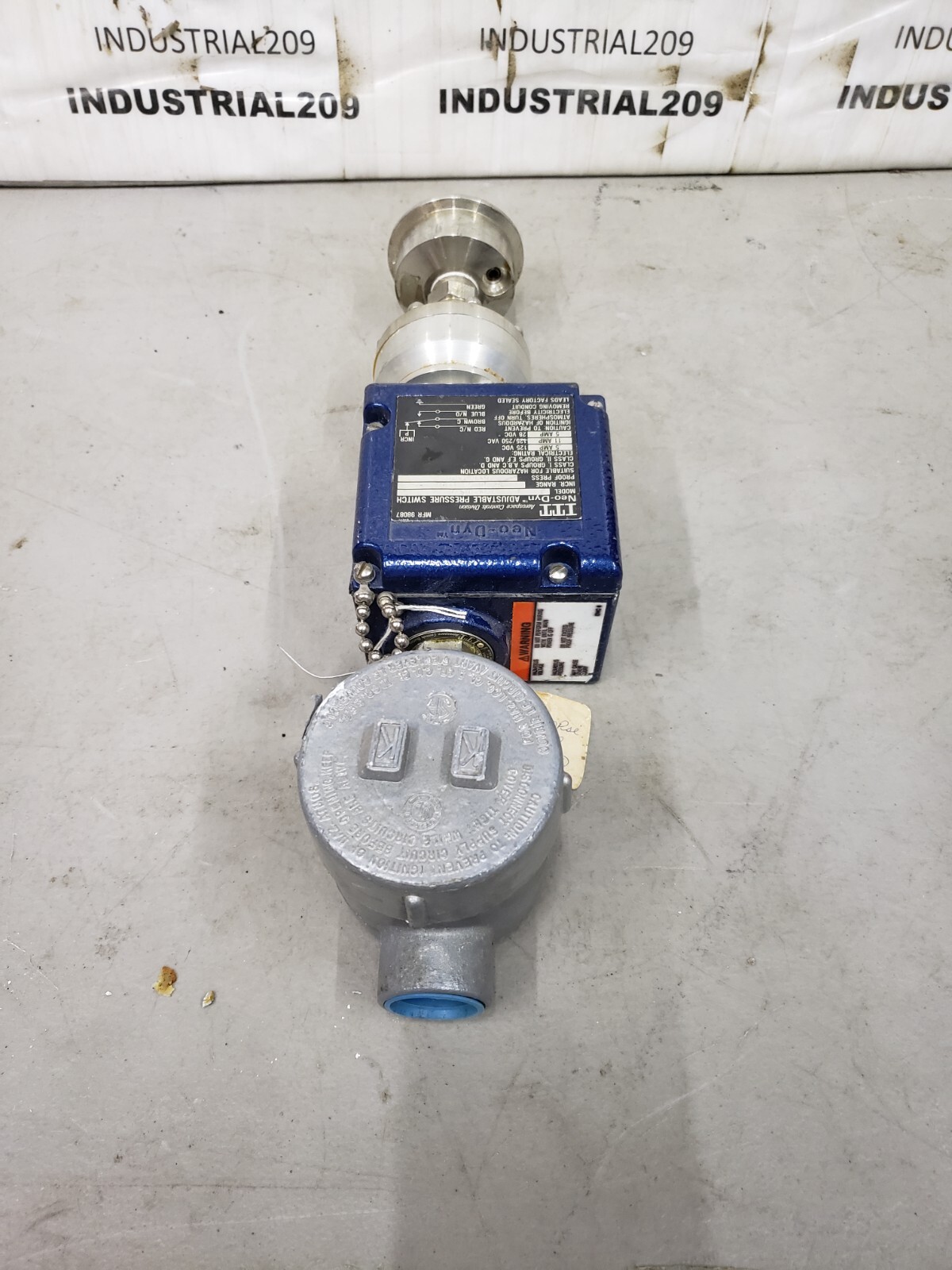 ITT 100P51C6 I NEO-DYN ADJUSTABLE SWITCH NEW OLD STOCK