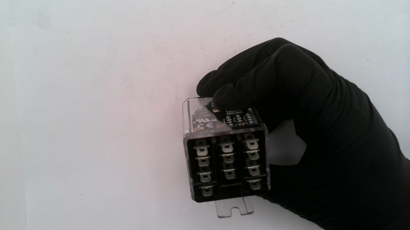 RAYMOND 1-100-010 24 VOLT RELAY RA1-100-010