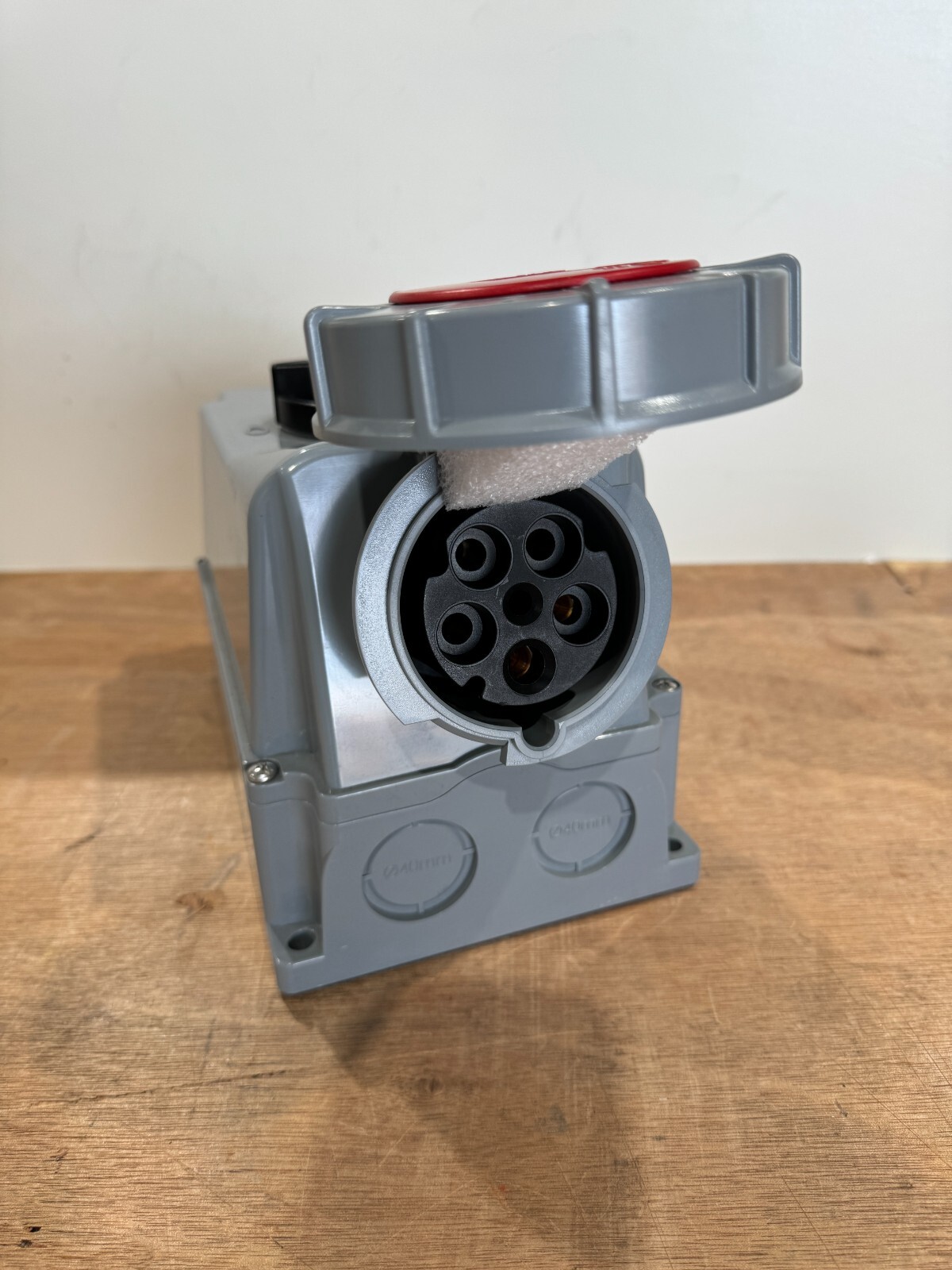 PCE Type 7535 Industrial Wall Socket 3P + N + E ( 63 Amp ) 63A-6 Made Austria