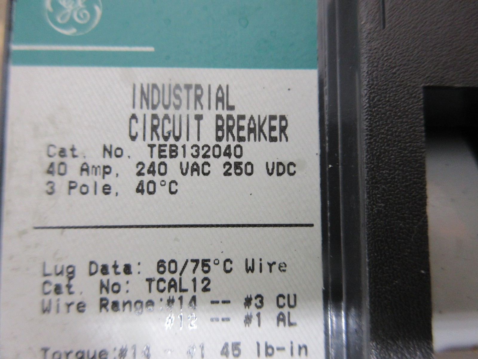 1996 HAAS VF-1 CNC VERTICAL MILL TEB132040 GE INDUSTRIAL BREAKER ON OFF