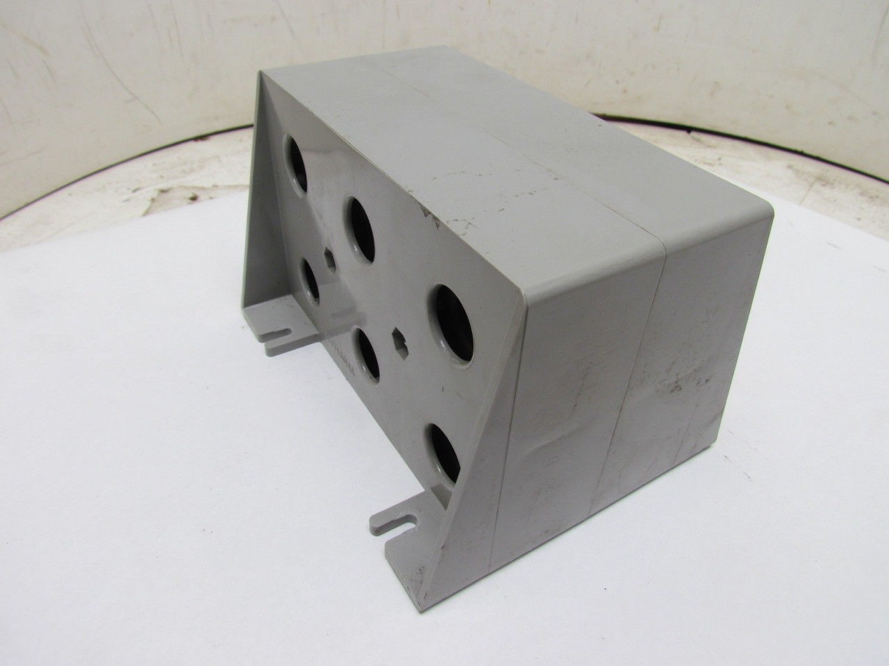 36C774301AA 6-Hole 3/4″ Bore Block