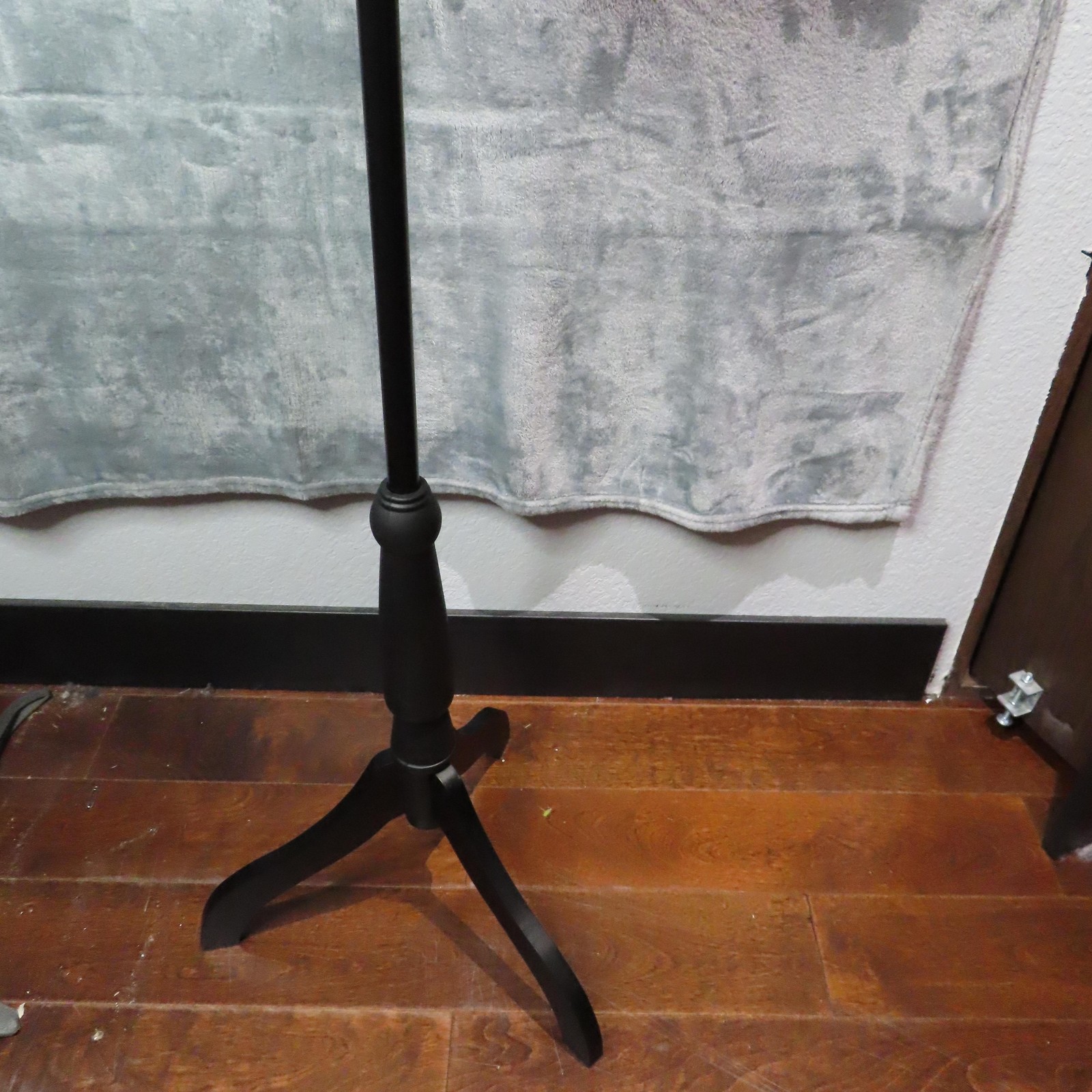 Paylesshere MQ-FL2104 Black Female Dress Form Mannequin Torso Display Stand